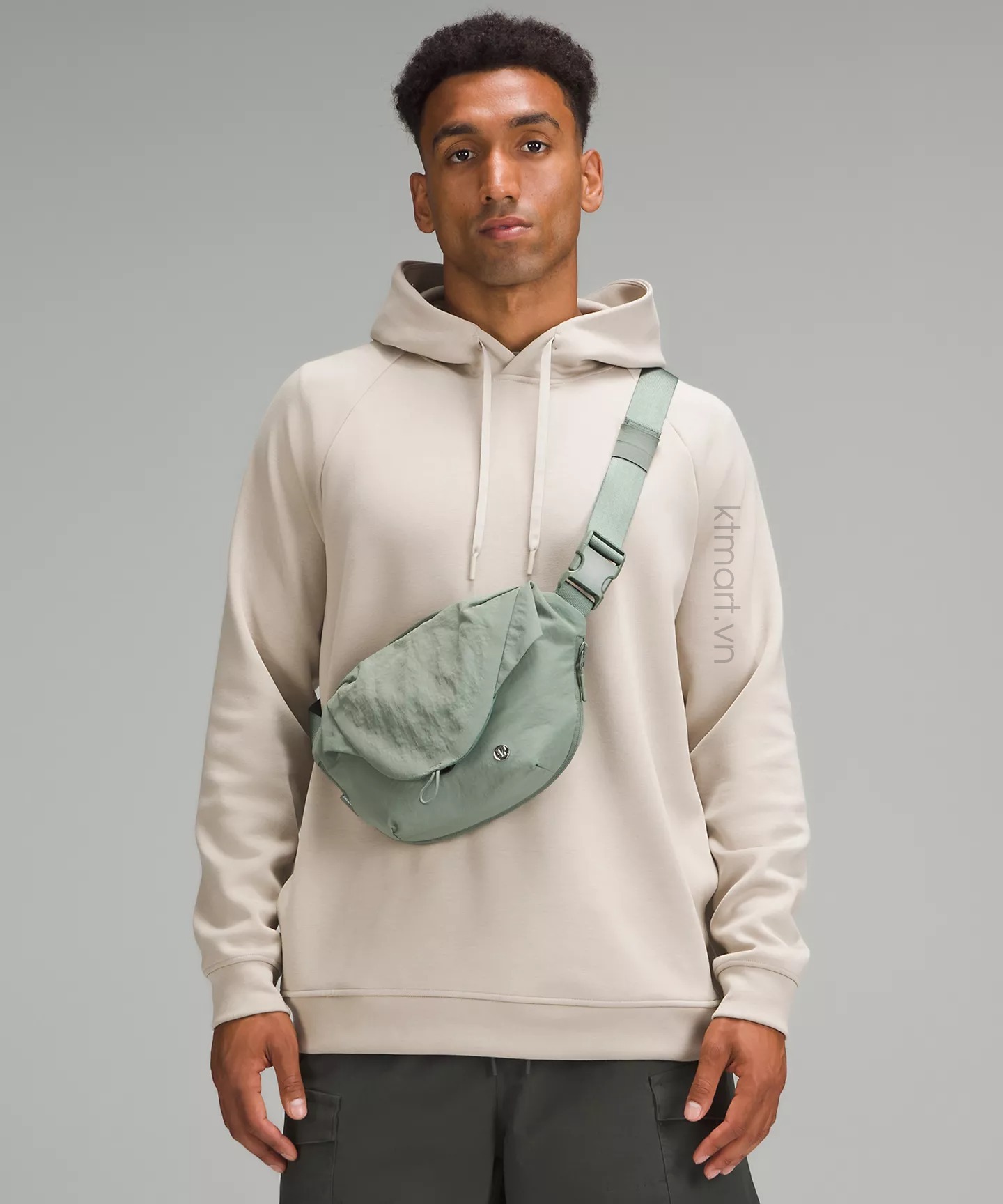 Tui-deo-cheo-Lululemon-Curved-Crossbody-Bag-3L-LU9BSJS-2.jpg?v=1770261695