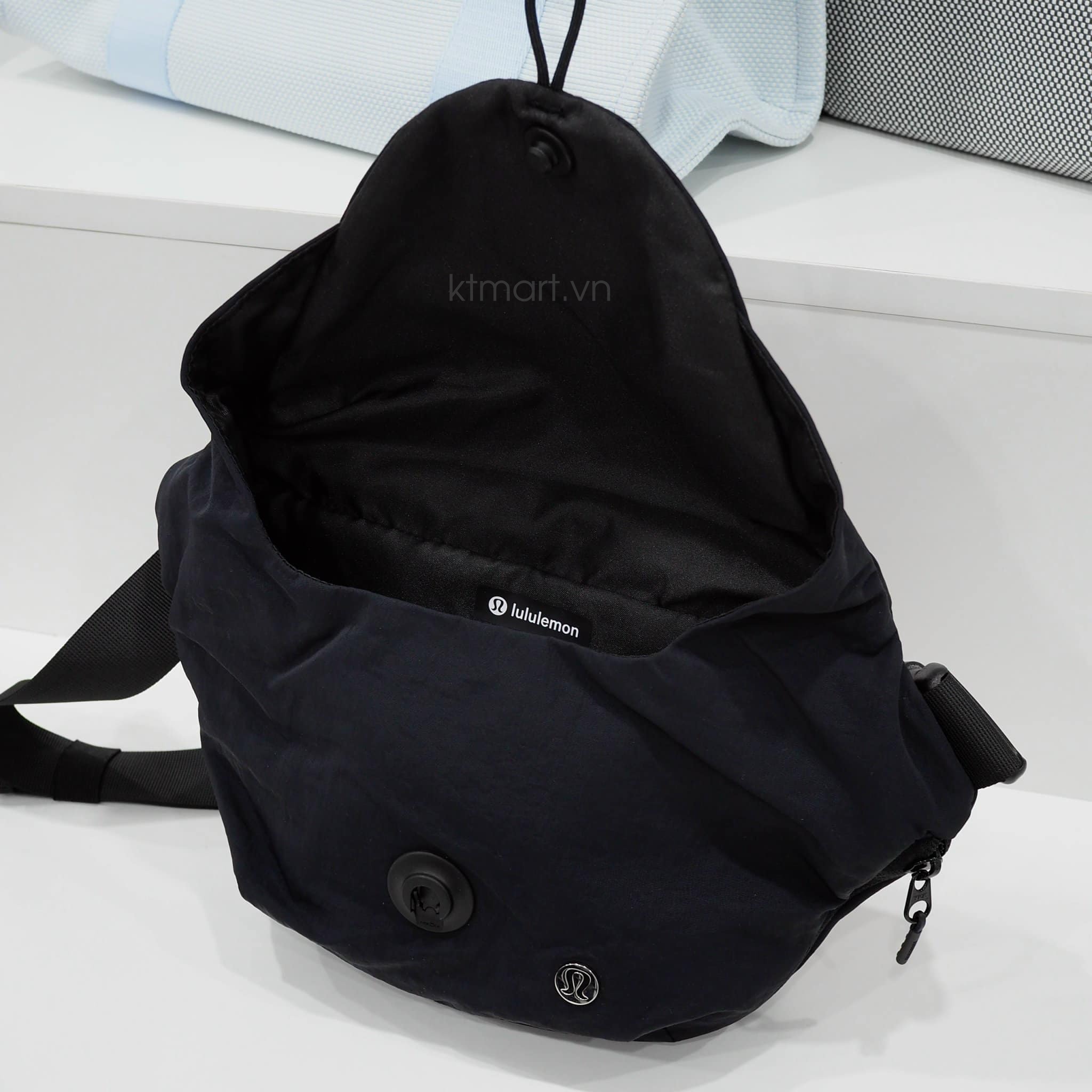 Tui-deo-cheo-Lululemon-Curved-Crossbody-Bag-3L-LU9BSJS-25.jpg?v=1772763418