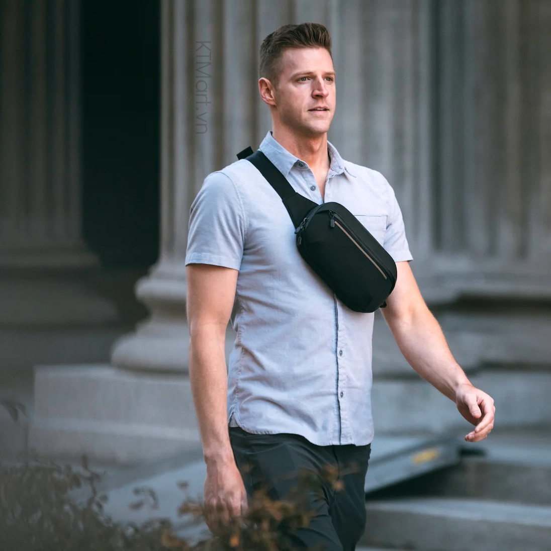 Tui-deo-cheo-Nomatic-Navigator-Sling-1L-10.jpg?v=1773284206