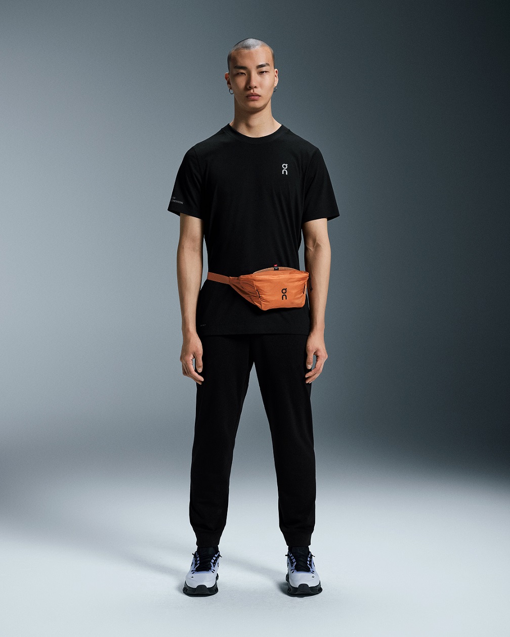 Tui-deo-cheo-On-Running-Waist-Pack-2L-Lite-4.jpg?v=1770269908
