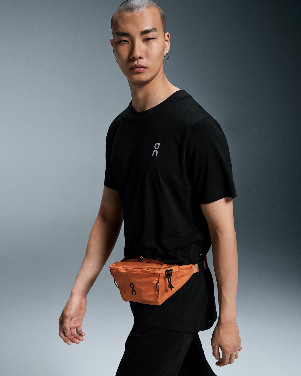 Tui-deo-cheo-On-Running-Waist-Pack-2L-Lite-5.jpg?v=1770269912