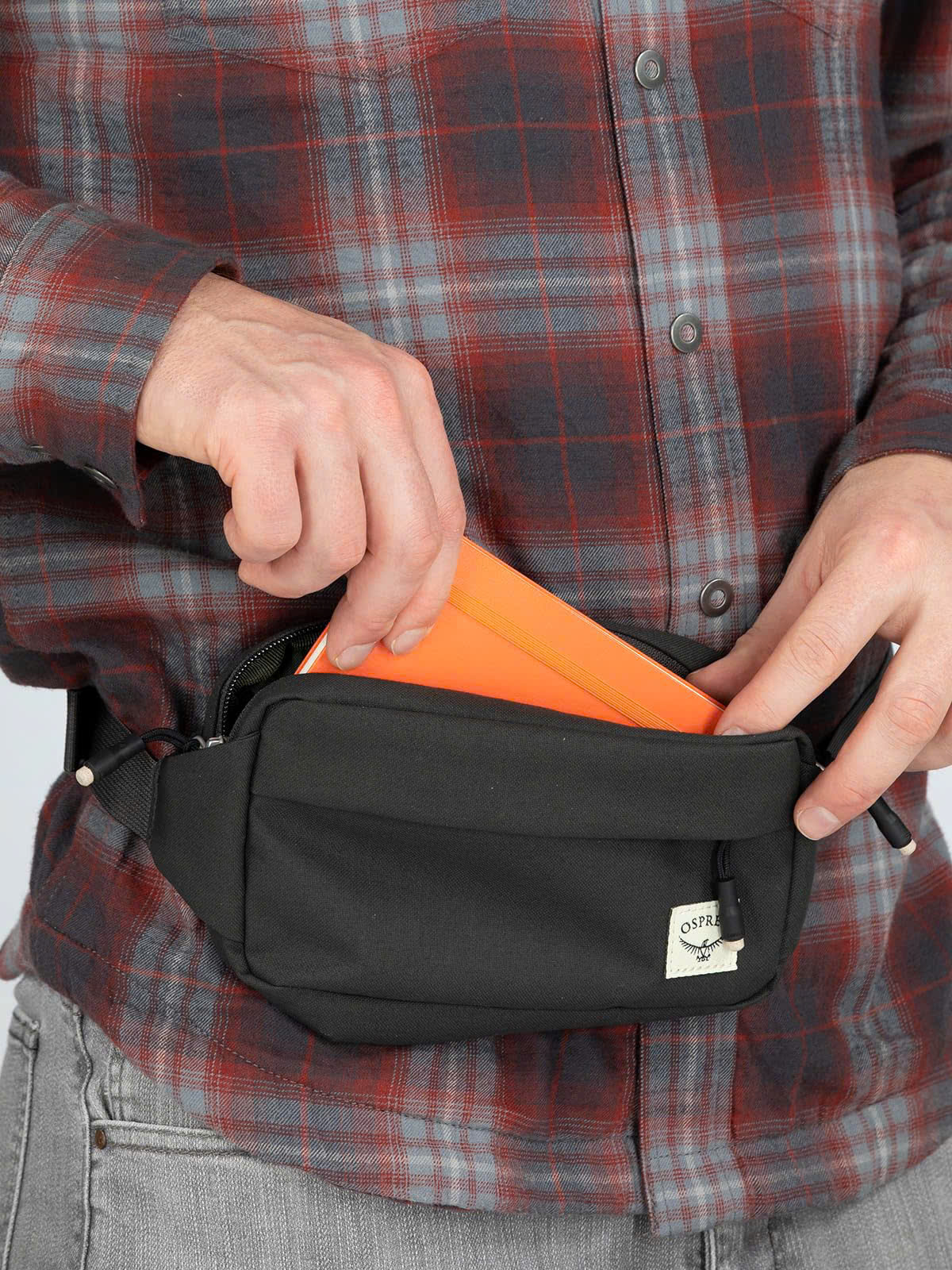 Tui-deo-cheo-Osprey-Arcane-Waist-Bag-Medium-Grey-Heather_z7415876635525_ea44a27f72a3ee0266bb933a1d5ca51c.jpg
