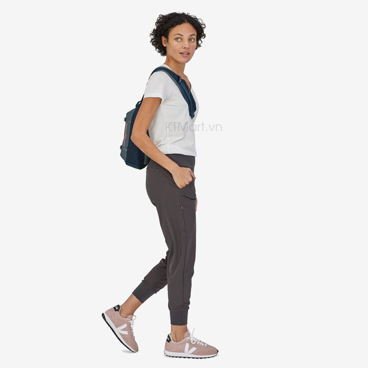 Tui-deo-cheo-Patagonia-Atom-Sling-8L-48262-51.jpg?v=1773903687