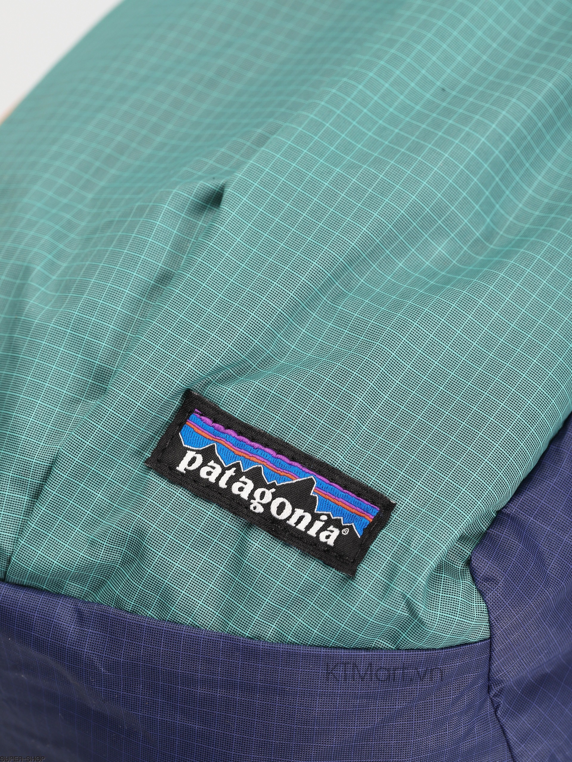 Tui-deo-cheo-Patagonia-Ultralight-Black-Hole-Sling-8L-49020-16.jpg?v=1773905712