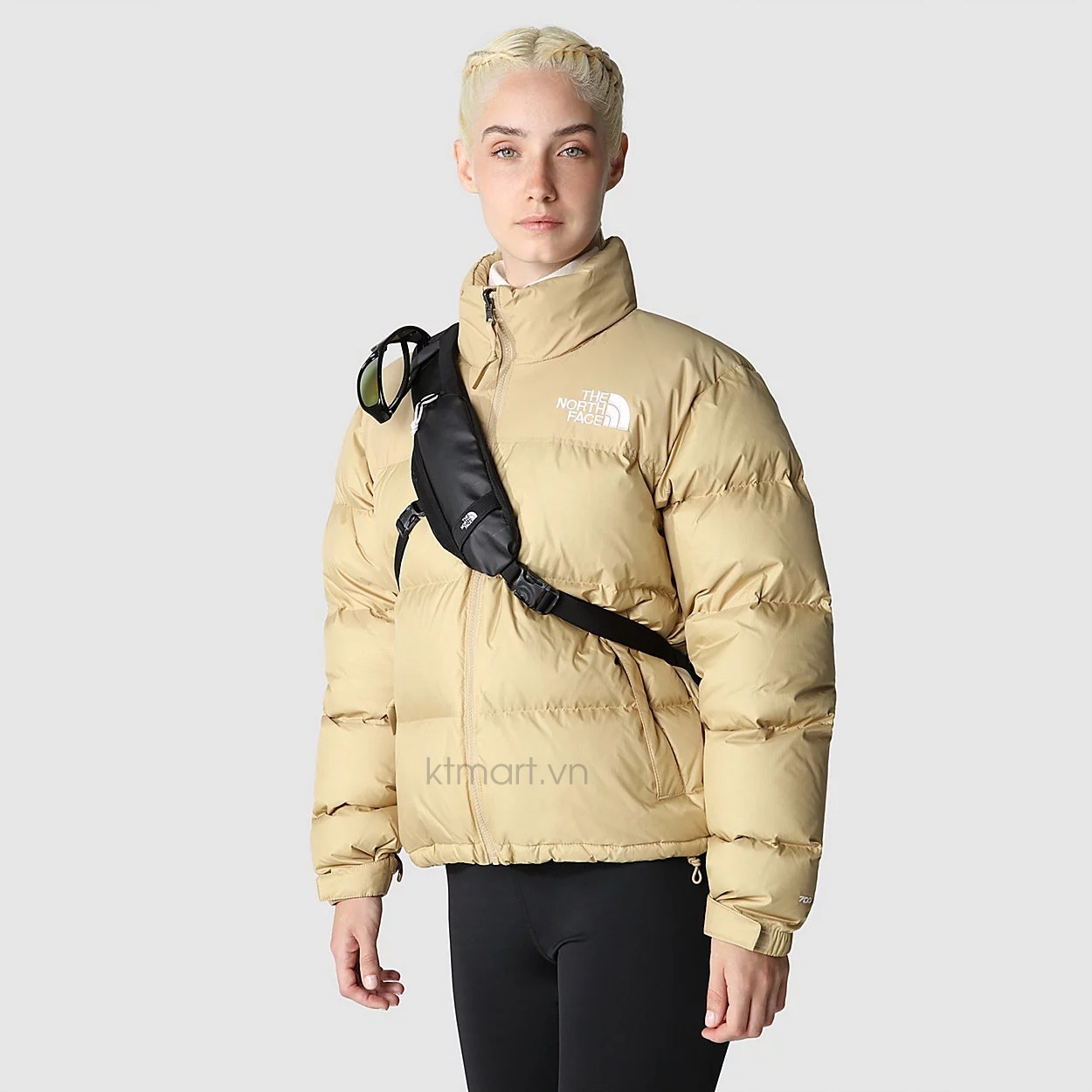 Tui-deo-cheo-The-North-Face-Base-Camp-Voyager-Sling-11L-NF0A81BN-4.jpg