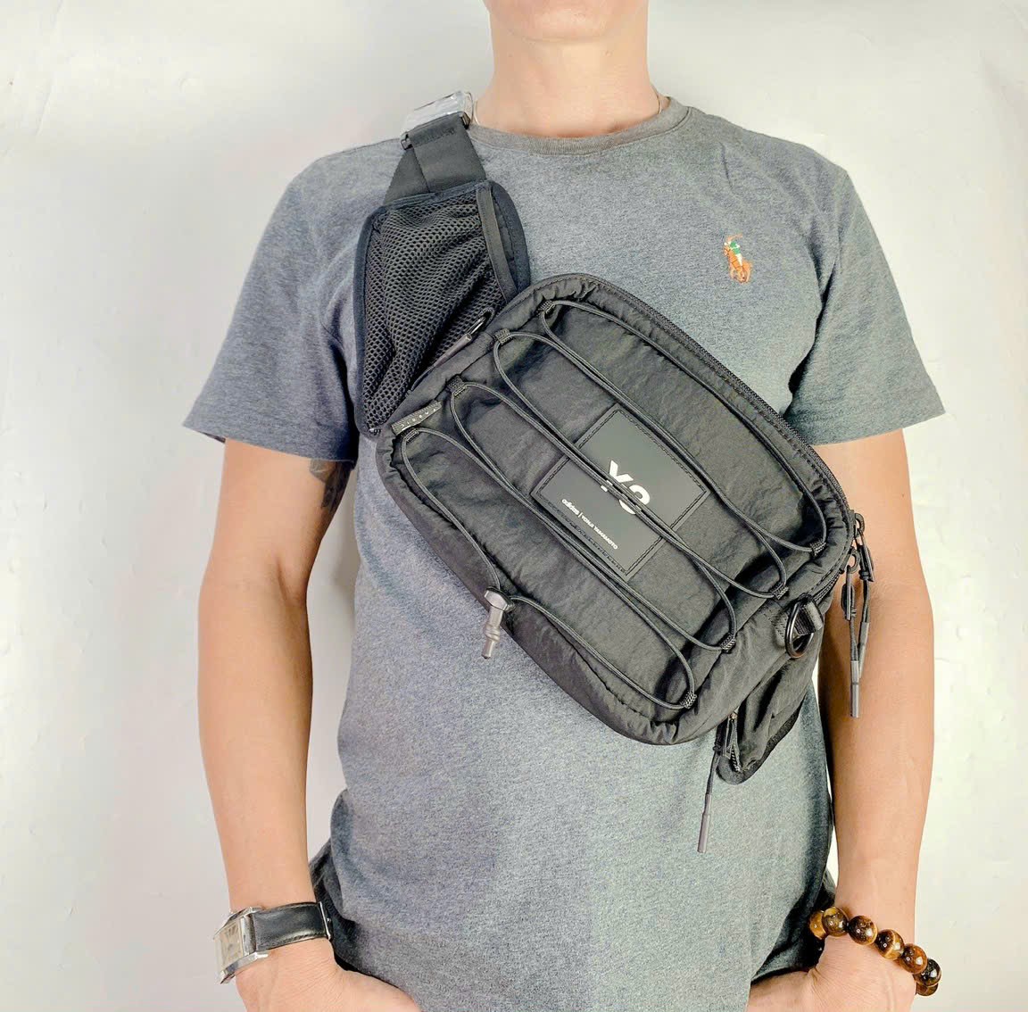 Tui-deo-cheo-Y-3-Classic-Sling-Bag-Black-Y3-Adidas-20.jpg?v=1773975968