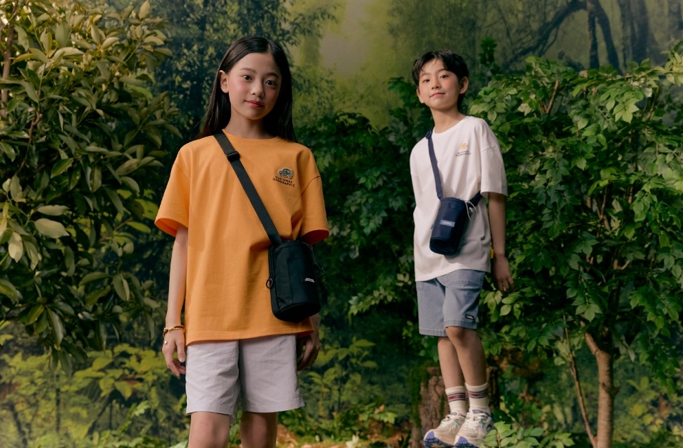 Tui-dung-chai-nuoc-giu-nhiet-National-Geographic-K245KCR070-Bottle-Bag-2.jpg?v=1770001527