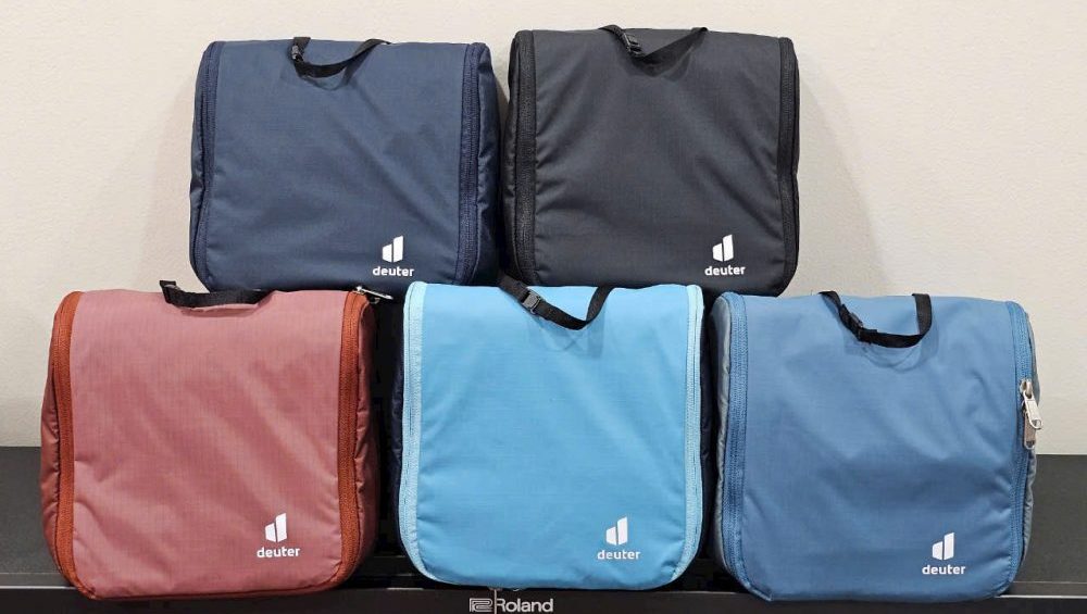 Tui-dung-do-treo-sieu-nhe-Toilet-Bag-Deuter-3930621-Wash-Center-Lite-II-38.jpg