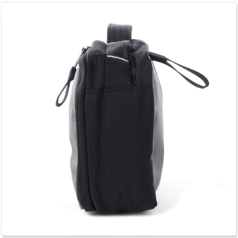 Tui-dung-do-ve-sinh-The-North-Face-Base-Camp-Voyager-Dopp-Kit-4L-NF0A81BL-13.jpg?v=1770001274