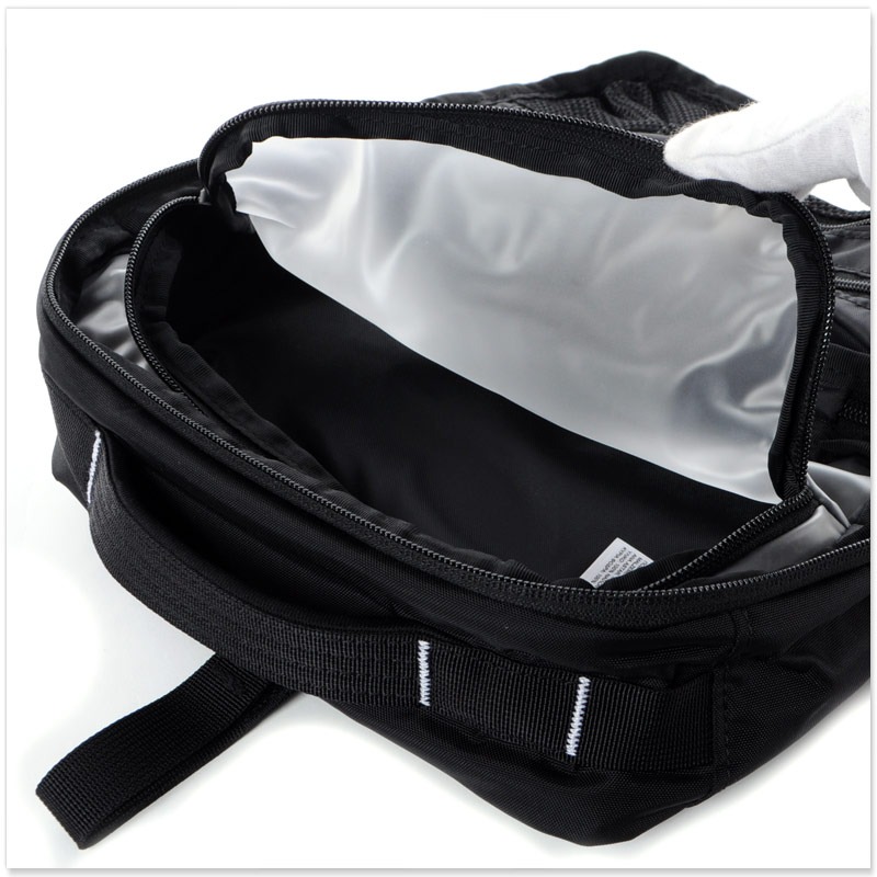 Tui-dung-do-ve-sinh-The-North-Face-Base-Camp-Voyager-Dopp-Kit-4L-NF0A81BL-15.jpg?v=1770001291