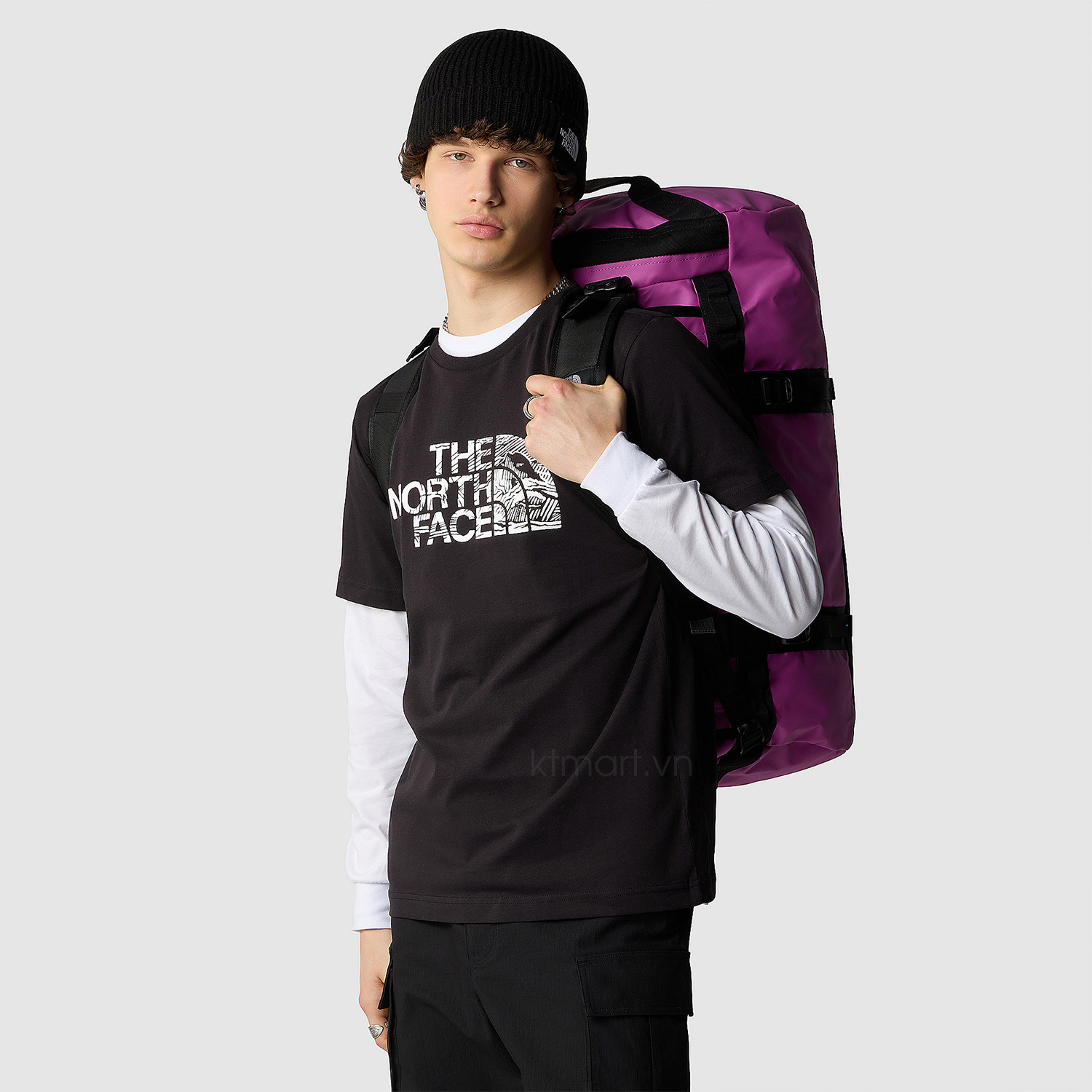 Tui-trong-71L-The-North-Face-Base-Camp-Duffel-Bag-NF0A52SA-38.jpg?v=1770693642