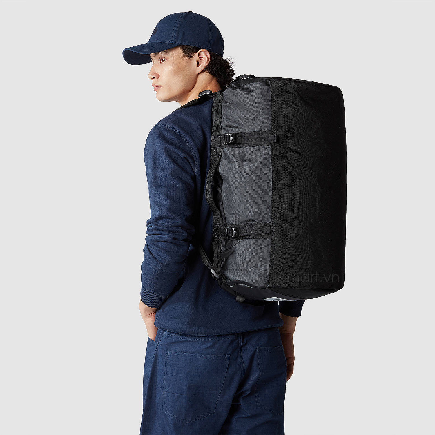 Tui-trong-The-North-Face-Base-Camp-Duffel-S-NF0A52ST-50L-28.jpg?v=1770694259