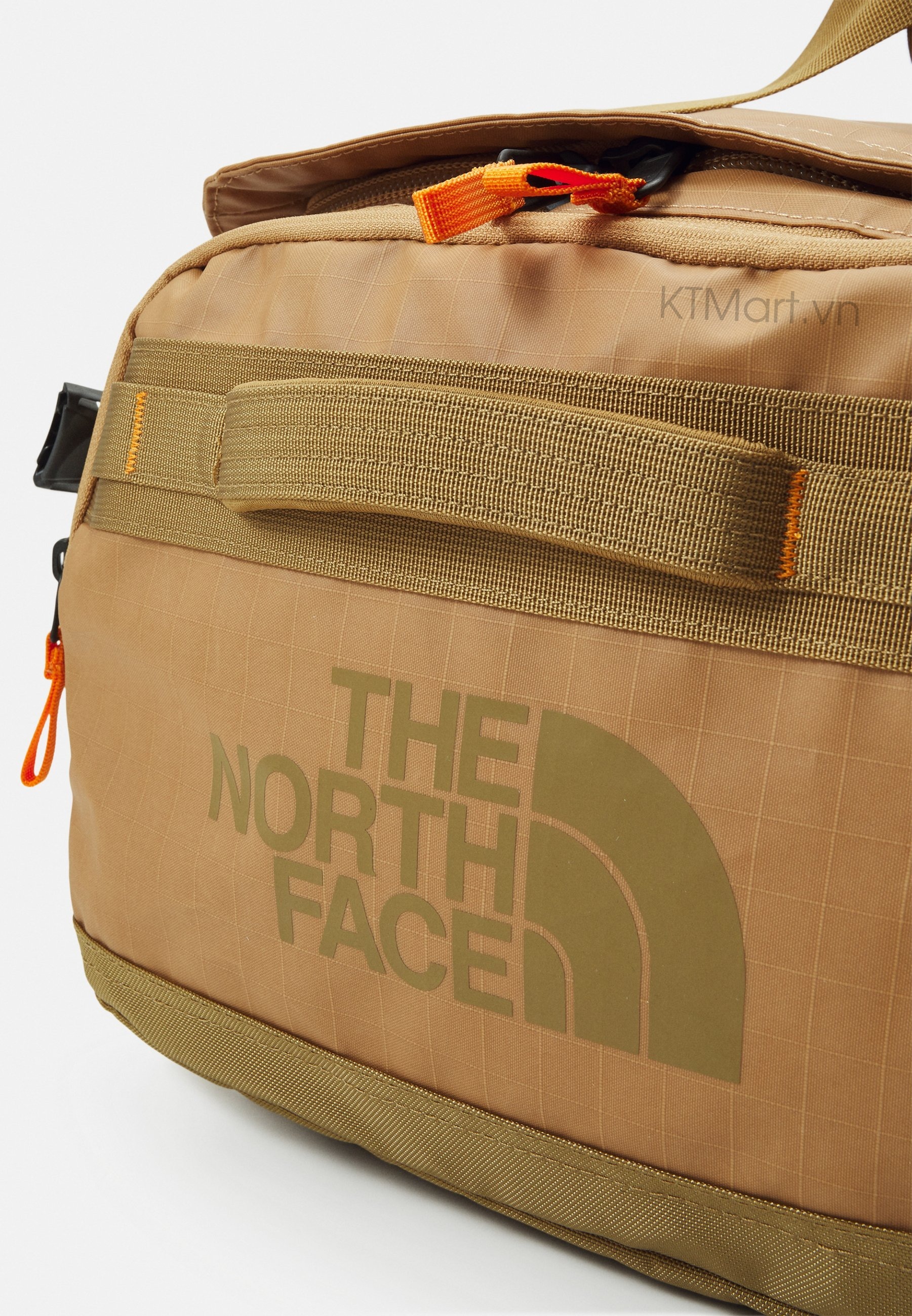Tui-trong-The-North-Face-Base-Camp-Voyager-Duffel-42L-52RQ-14.jpg?v=1773801222