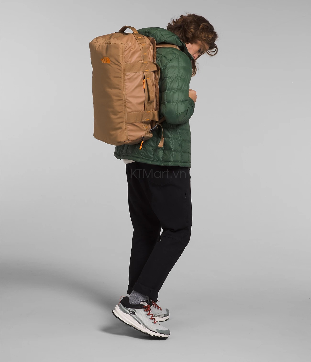 Tui-trong-The-North-Face-Base-Camp-Voyager-Duffel-42L-52RQ-16.jpg?v=1773801231