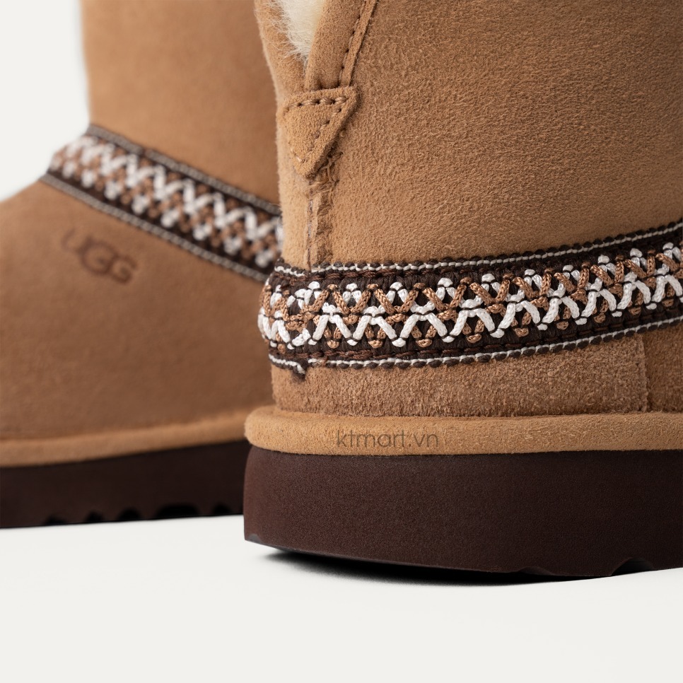 UGG-Classic-Mini-Crescent-Boot-1158262-size-37-39-4.jpg