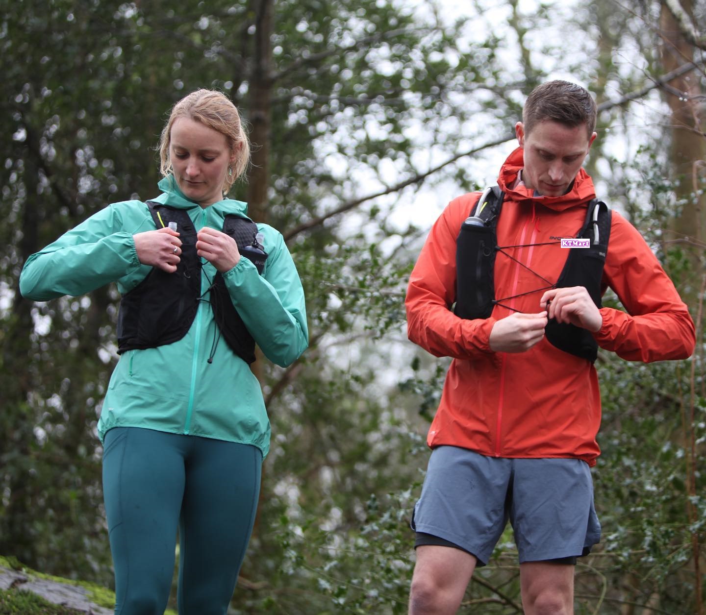 Vest-chay-bo-Inov8-RacePac-4-Running-Hydration-Vest-001129-Unisex-19.jpg