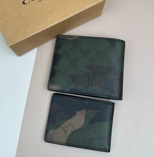Vi-Coach-3-In-1-Wallet-In-Signature-Canvas-With-Camo-Print-And-Coach-Patch-CC084-8.jpg
