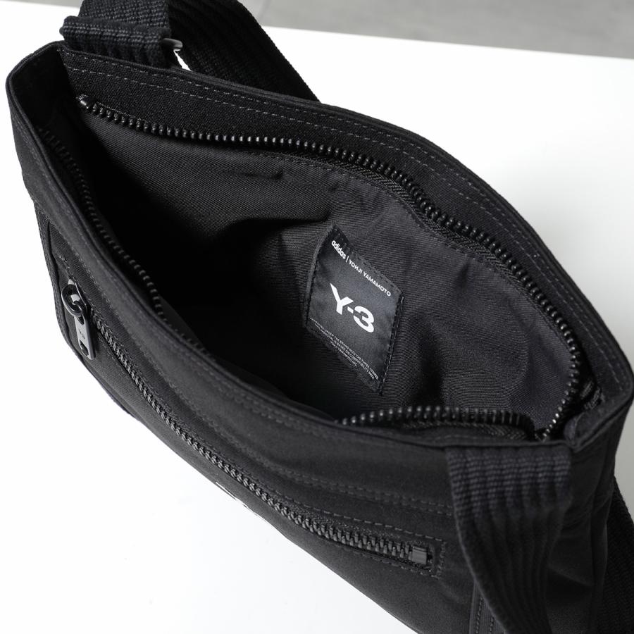 Y-3-Classic-Sacoche-IY4075-18.jpg