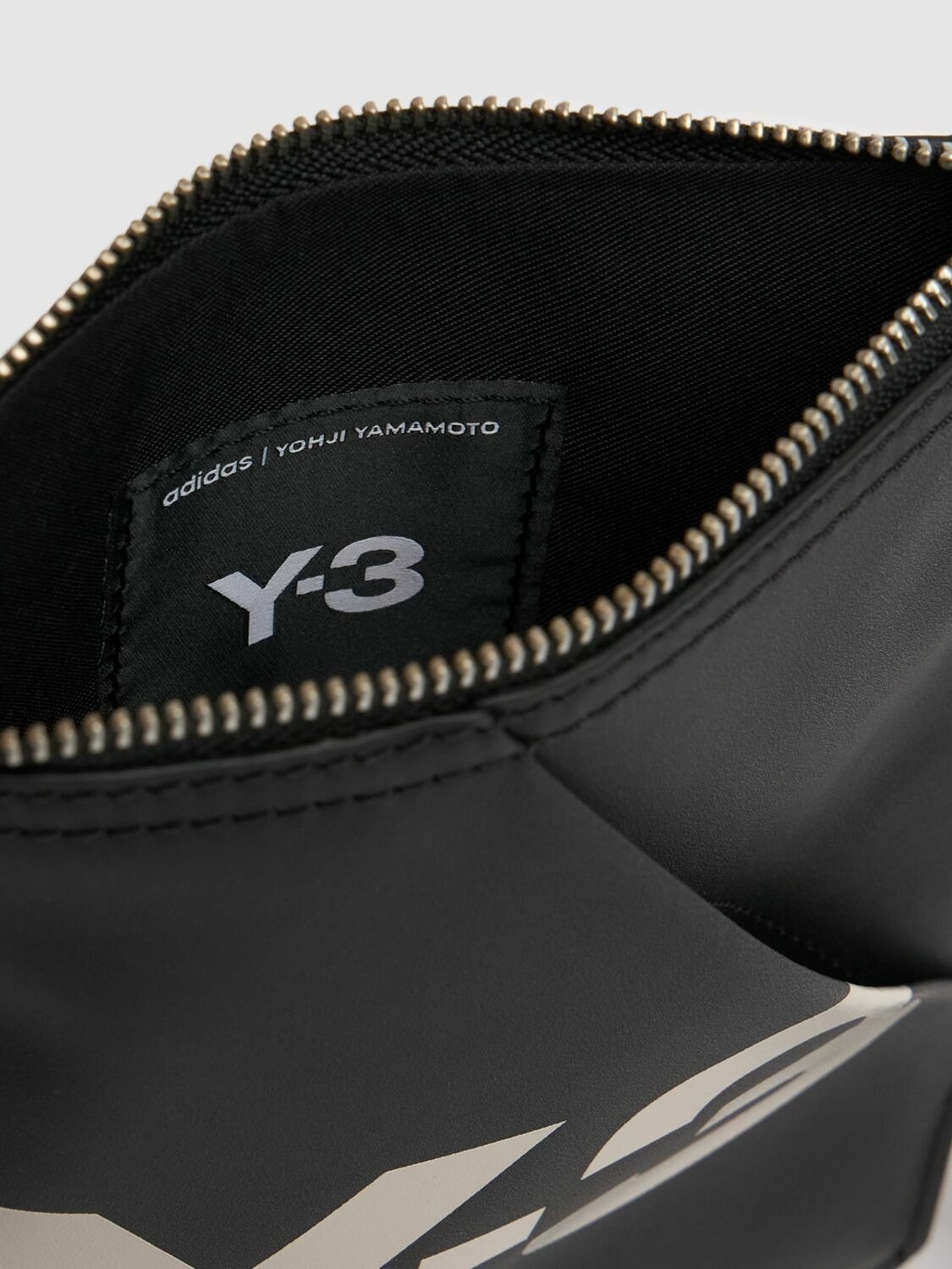 Y-3-Crossbody-Bag-JE2012-16.jpg