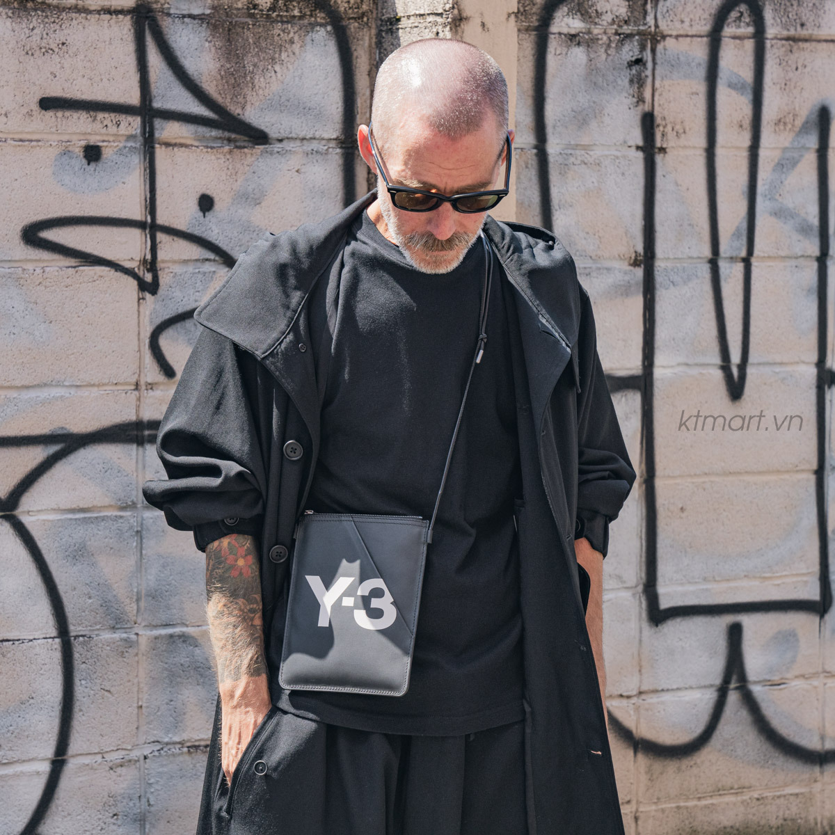 Y-3-Crossbody-Bag-JE2012-8.jpg