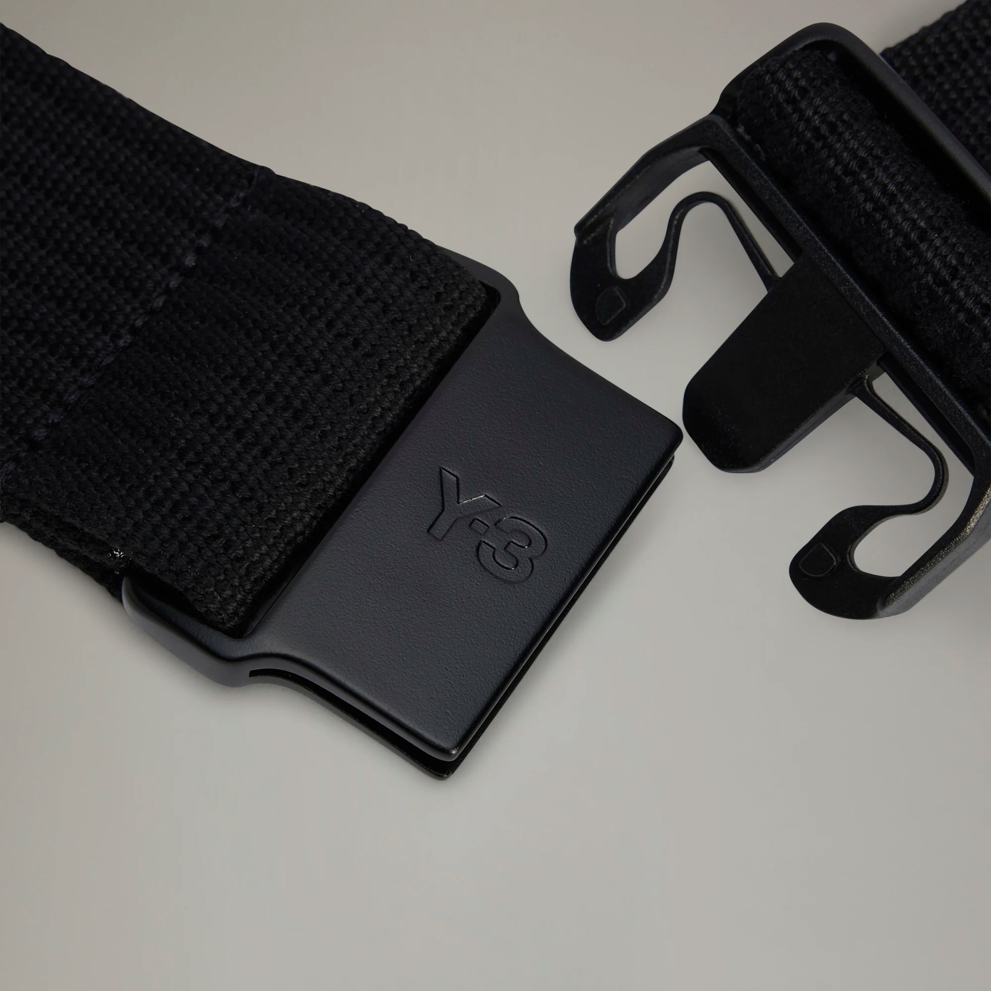 Y-3-Utility-Belt-H63115-H63114-Y3-26.jpg?v=1775006047