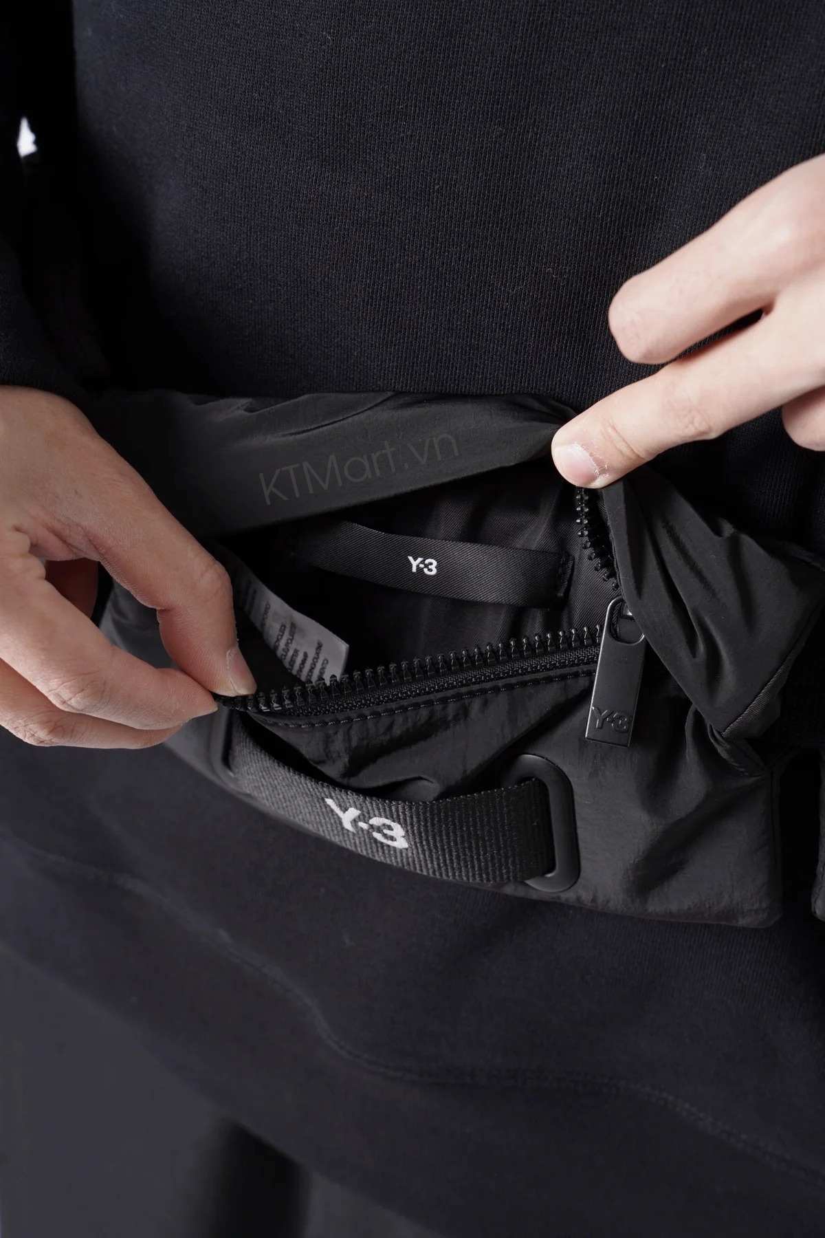 Y-3-Utility-Belt-H63115-H63114-Y3-9.jpg?v=1775005938