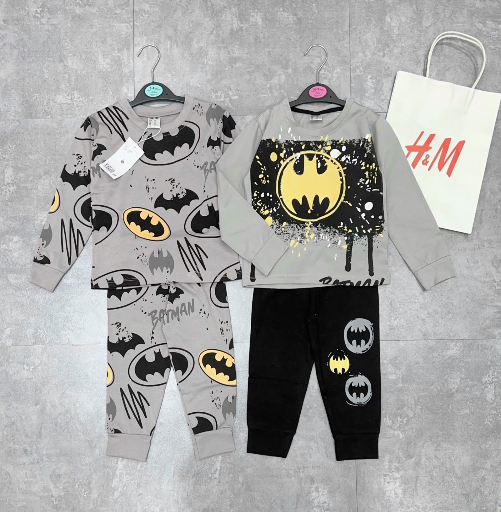 XẢ KHO_ SET 2 BỘ BATMAN GHI CHO BÉ