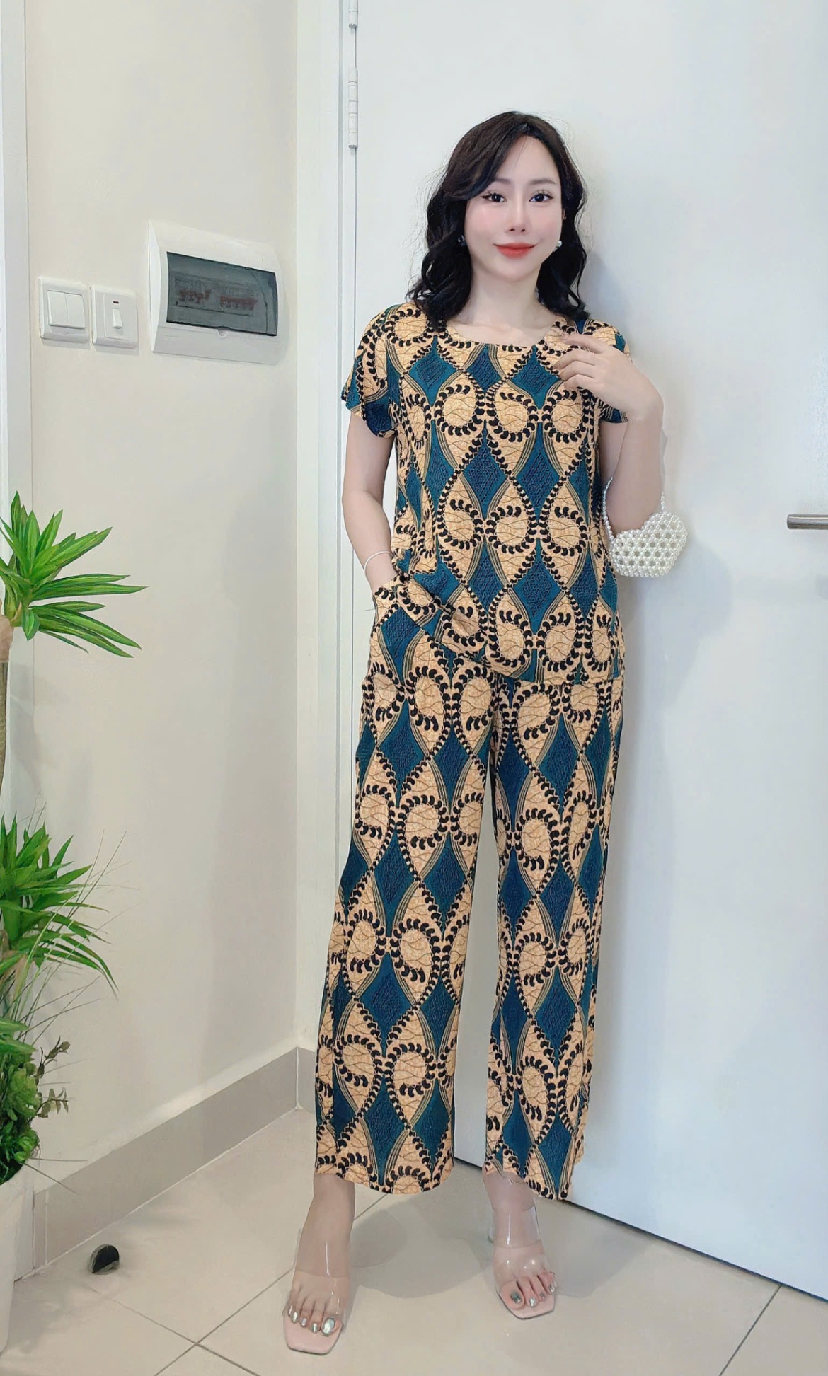 BỘ LANH LỤA HÀN CHÂU QUẦN DÀI