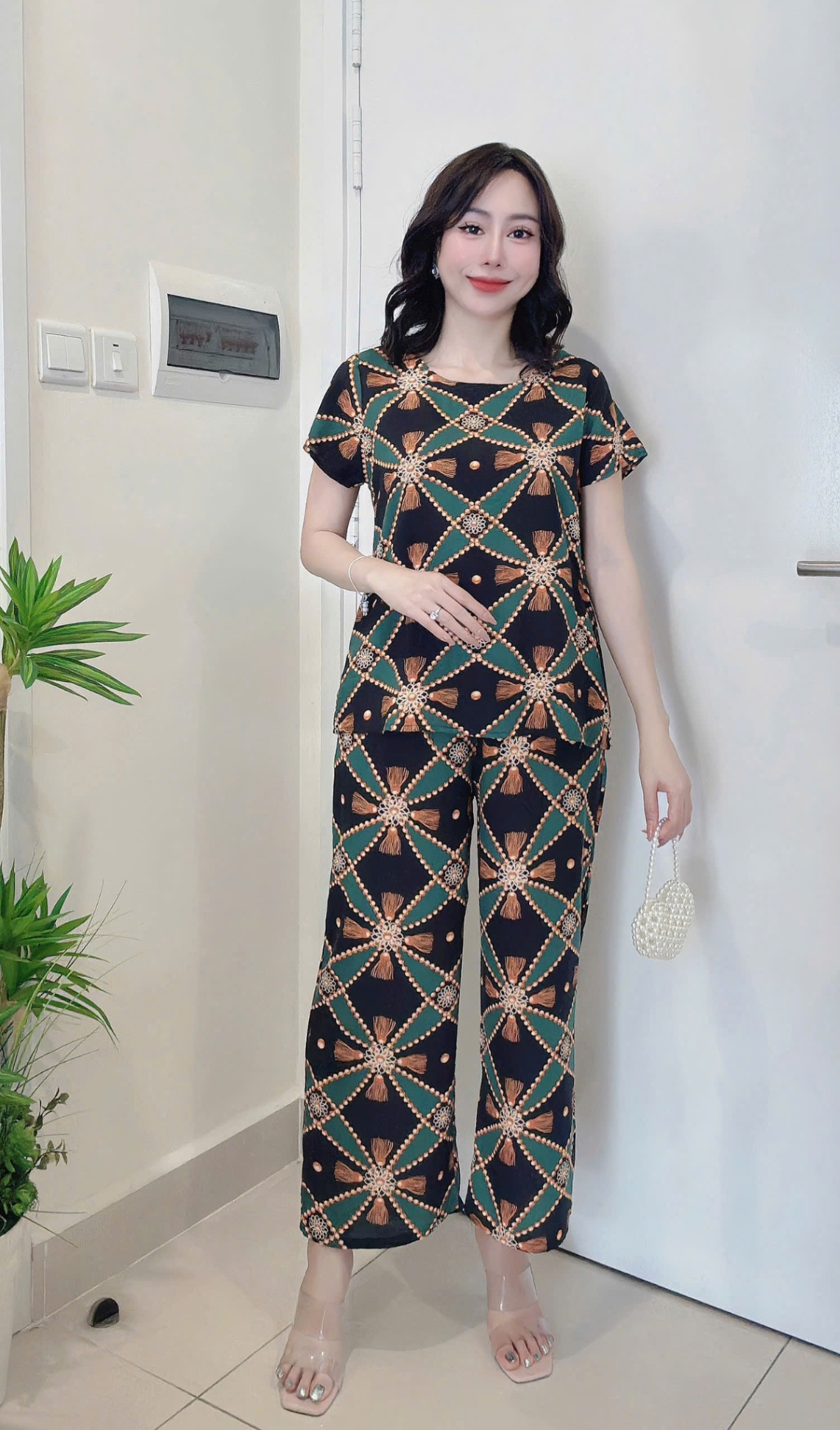 BỘ LANH LỤA HÀN CHÂU QUẦN DÀI