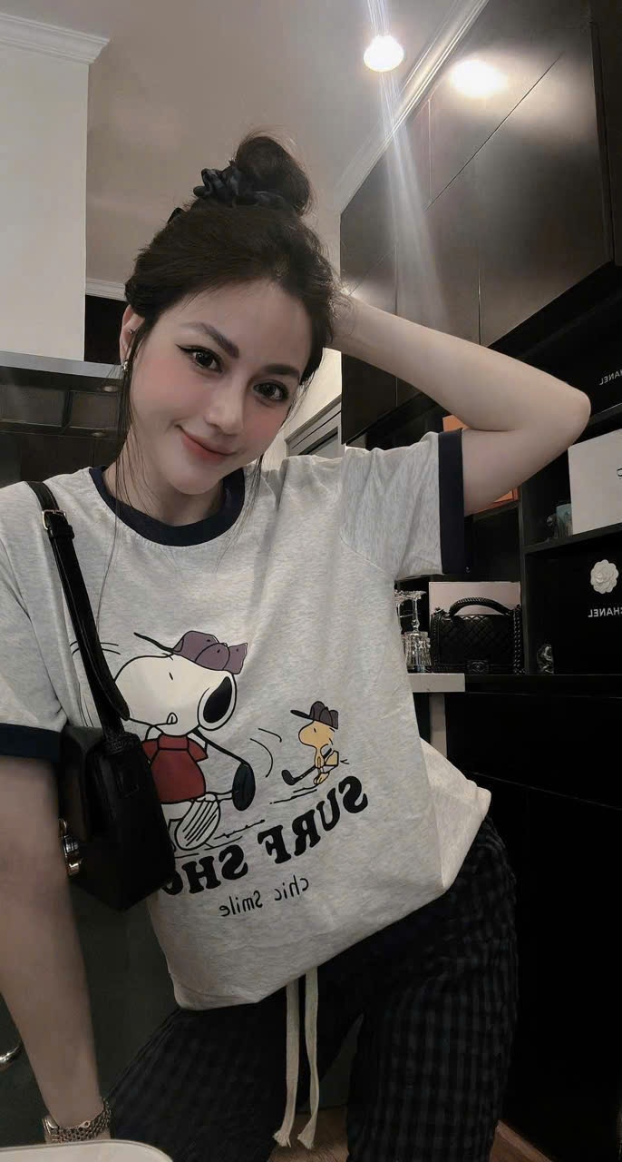 BỘ CÚN SNOPY QUẦN KẺ CARO XANH KÈM CHUN TÓC