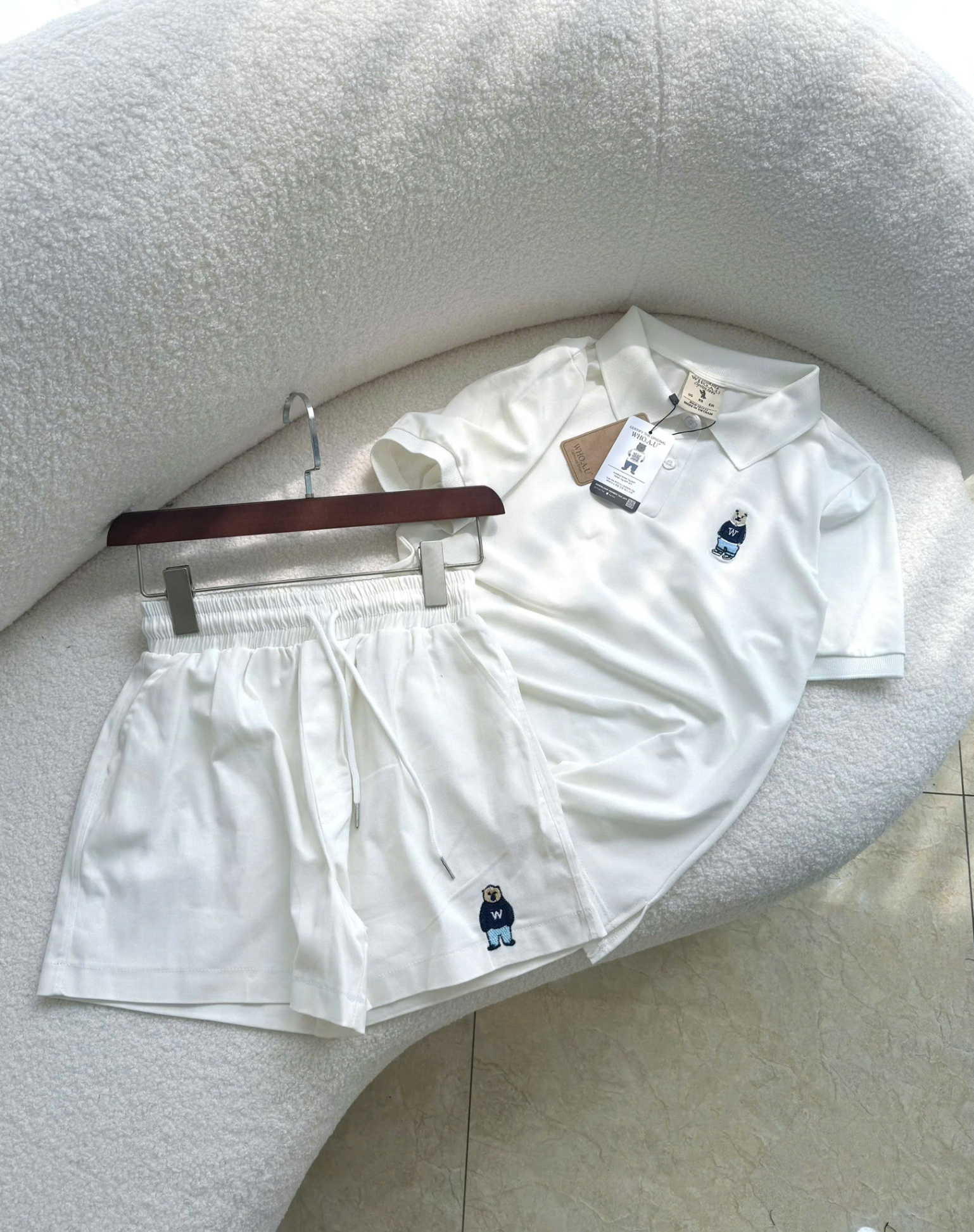 SÉT ÁO MIX QUẦN SHORT THÊU GẤU WHO MÀU TRẮNG