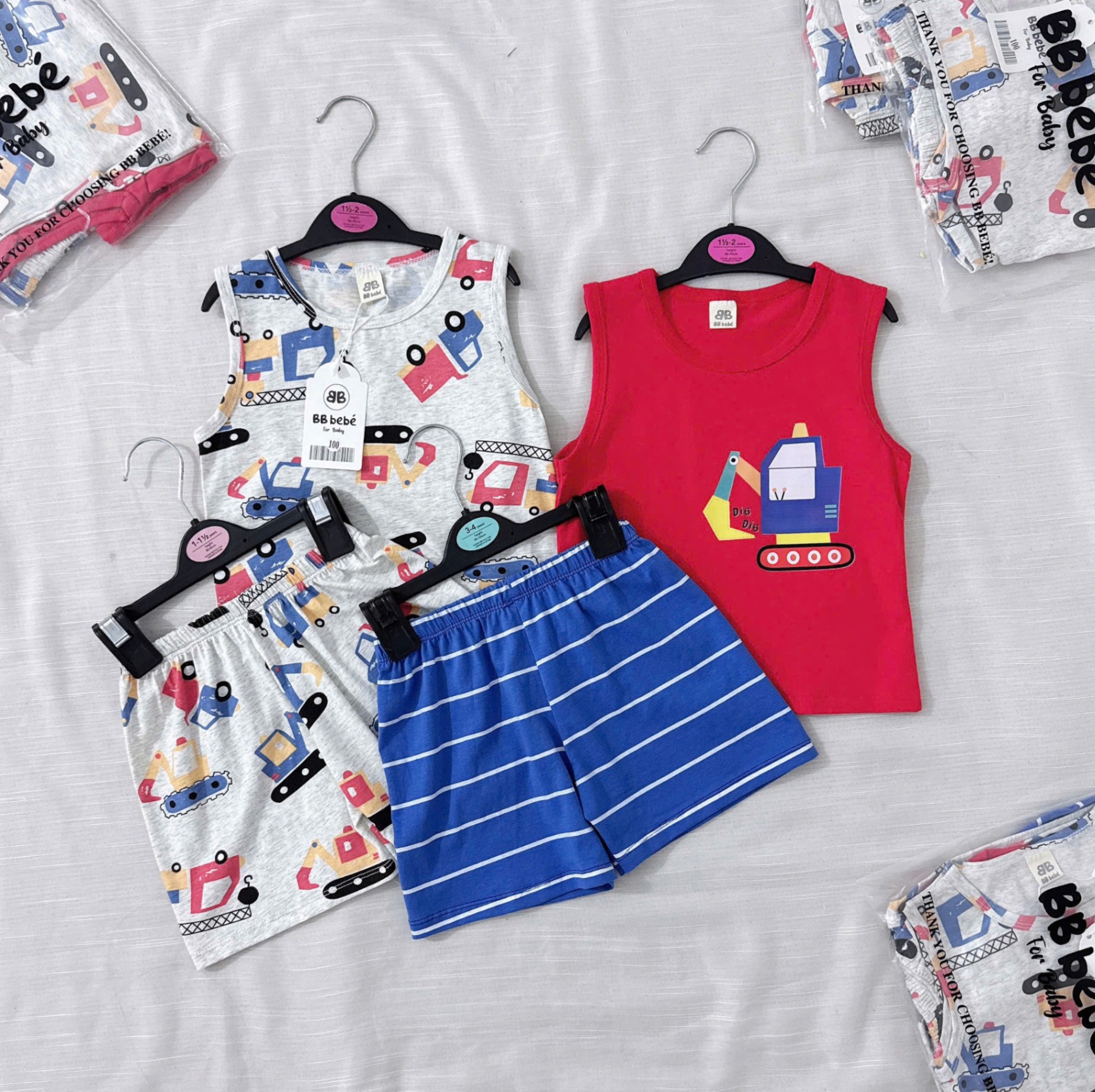 SET 2 BỘ SÁT NÁCH Ô TÔ CẦN CẨU BÉ TRAI