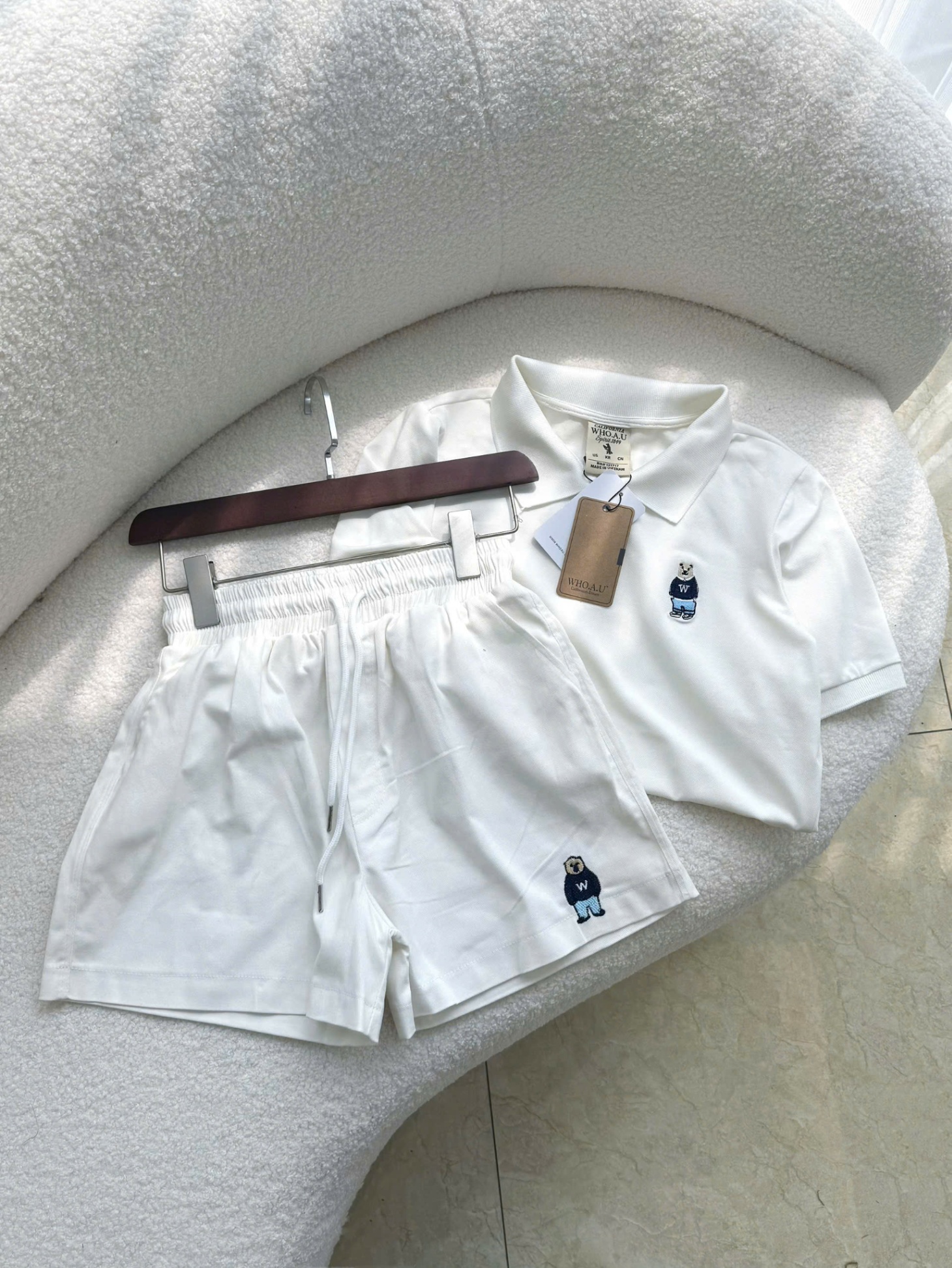 SÉT ÁO MIX QUẦN SHORT THÊU GẤU WHO MÀU TRẮNG