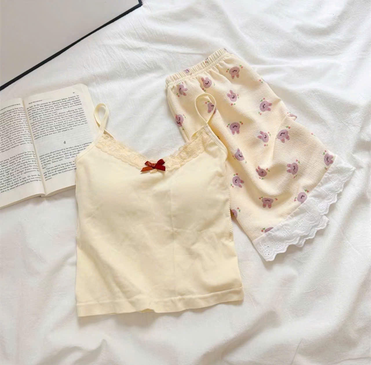 BỘ 2 DÂY VÀNG VIỀN REN QUẦN THỎ CUTE