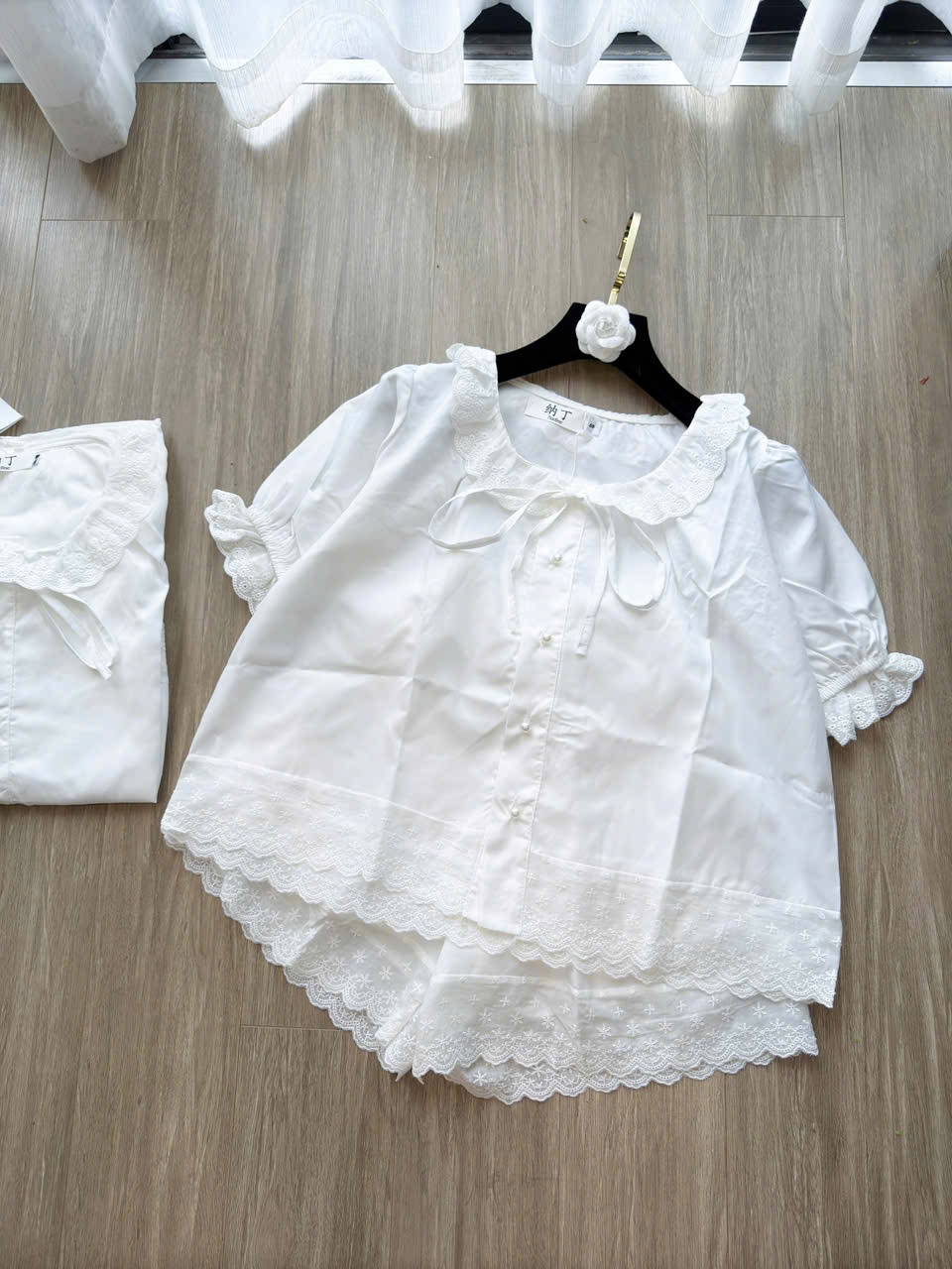 BỘ NGỦ TRẮNG BÈO REN TIỂU THƯ