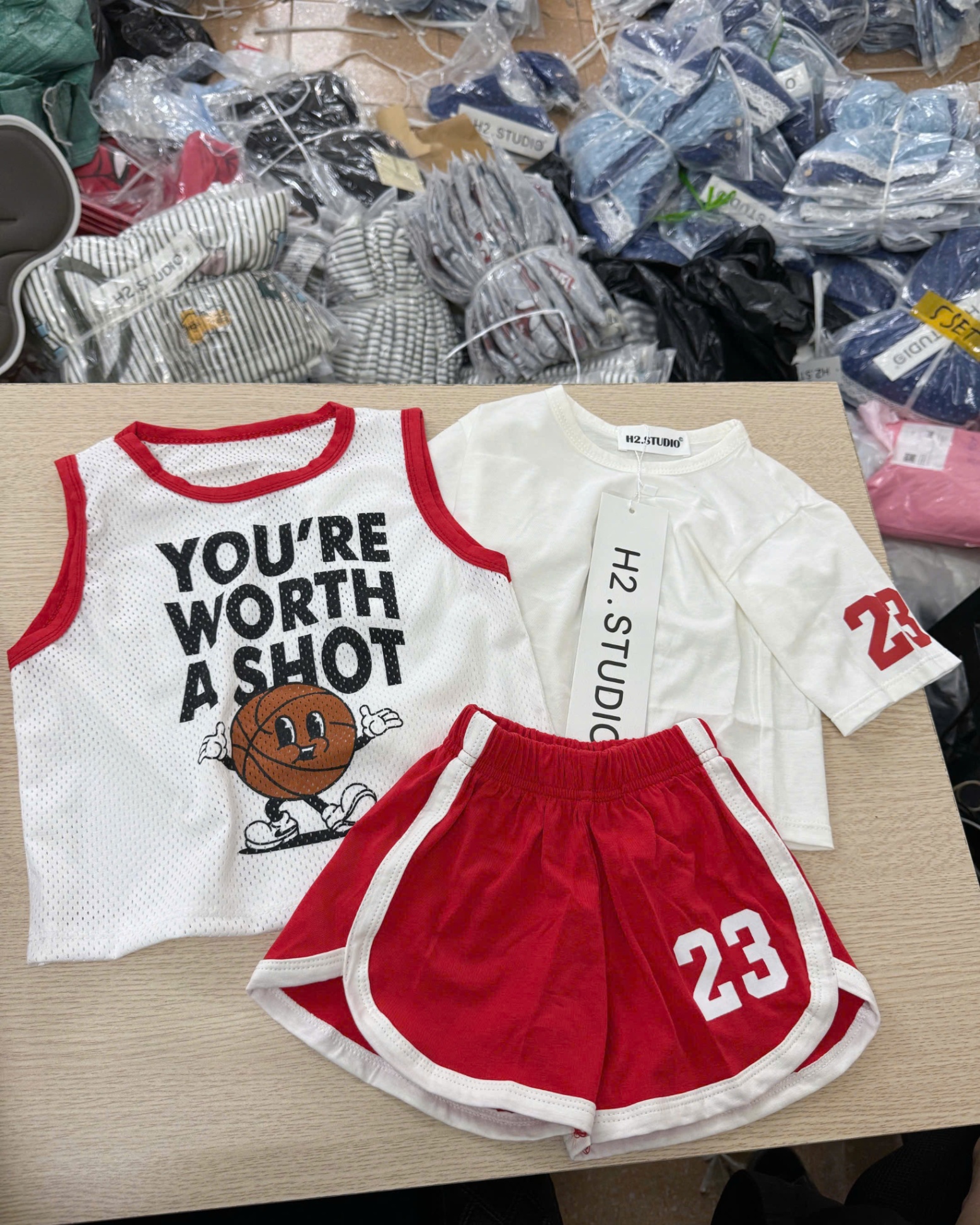 SET 3 CHI TIẾT YOU ARE WORTH CHO BÉ