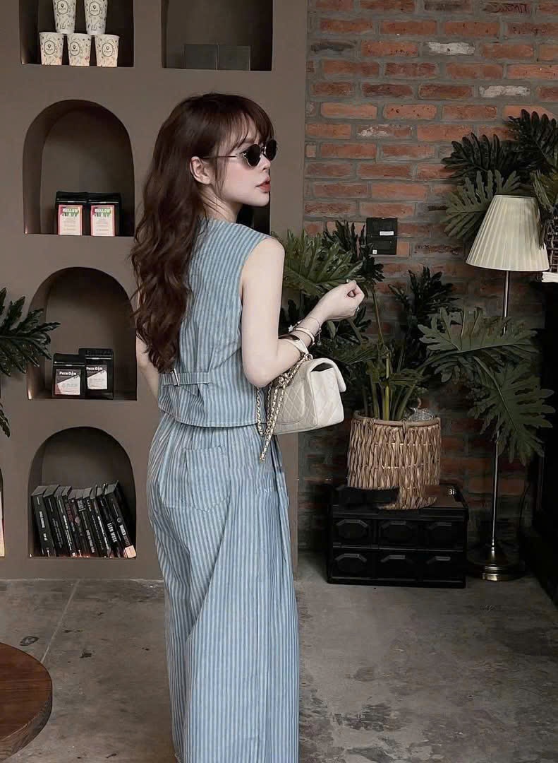 SET VEST KẺ CRT QUẦN SUÔNG BÈO SỌC XANH