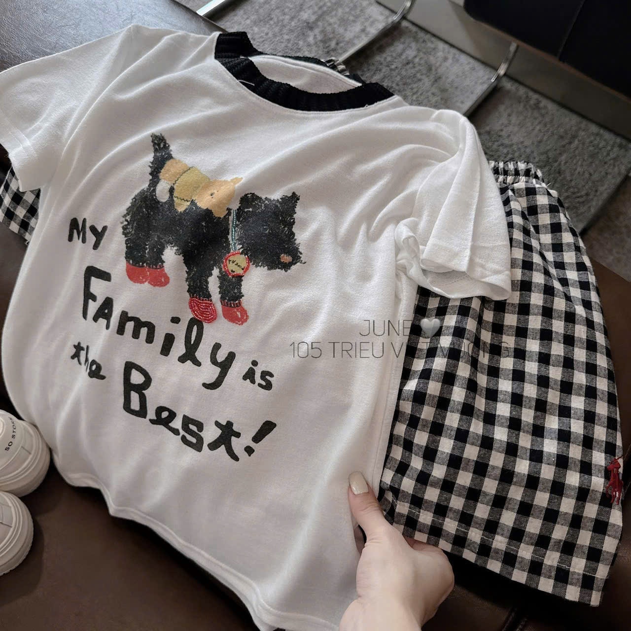 BỘ QUẦN ĐÙI KẺ THÊU NGỰA KÈ ÁO TRẮNG BEST FAMILY