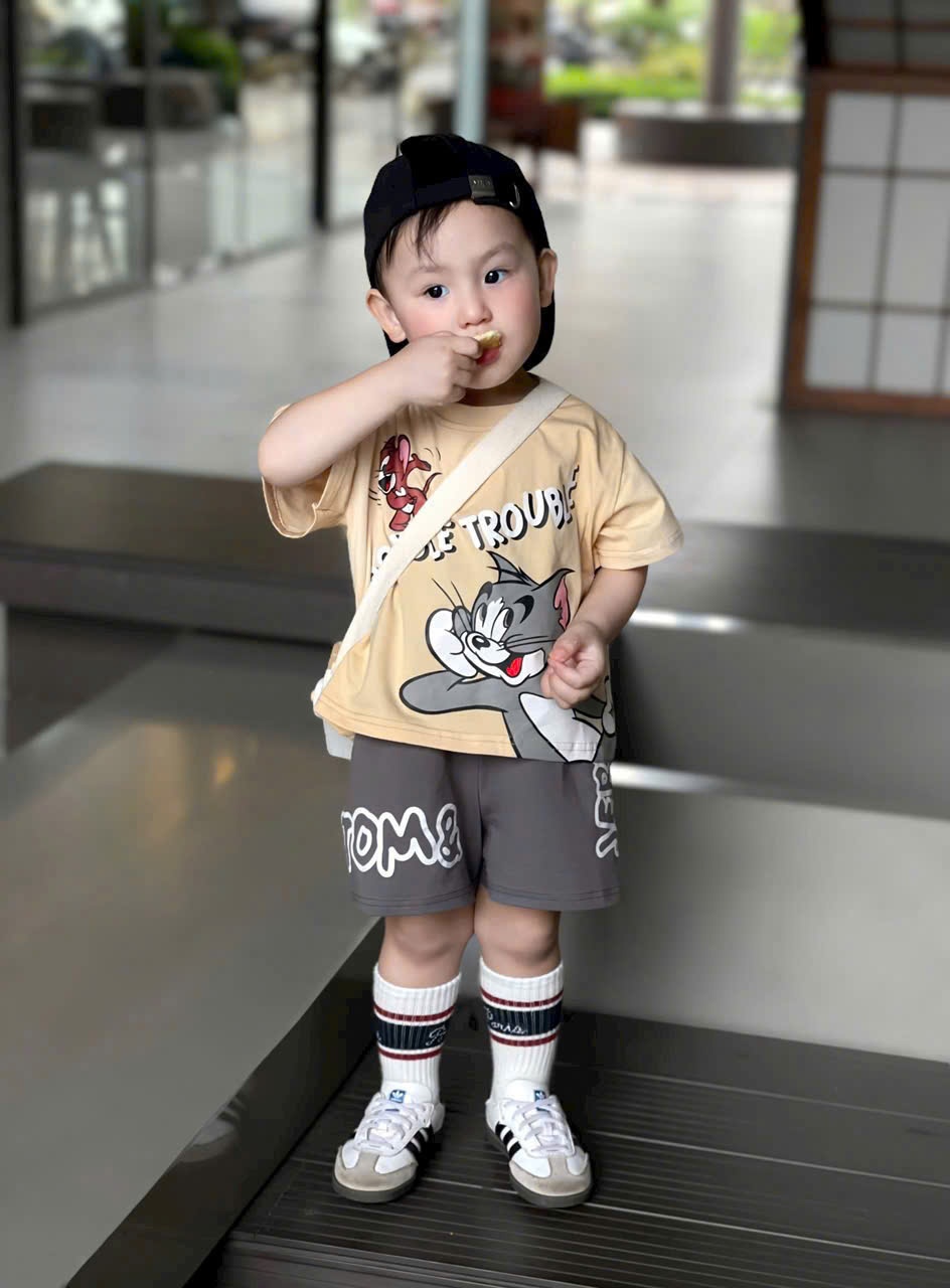 SÉT BỘ TOM & JERRY ÁO BE MIX QUẦN GHI XÁM CHO BÉ CỰC XINK