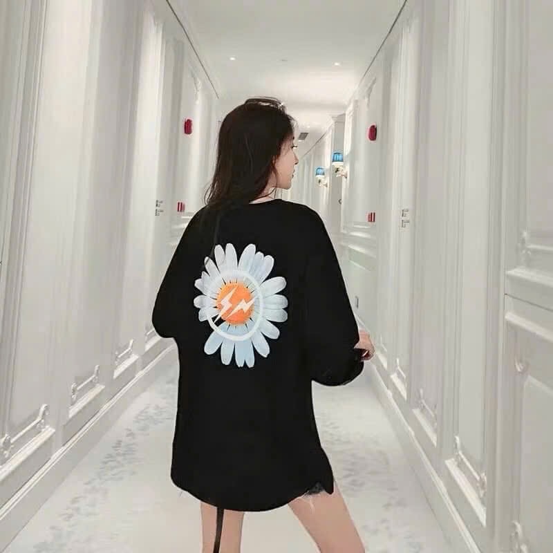 Bme_ ÁO PHÔNG ĐEN HOA HƯỚNG DƯƠNG TRẮNG GIA ĐÌNH