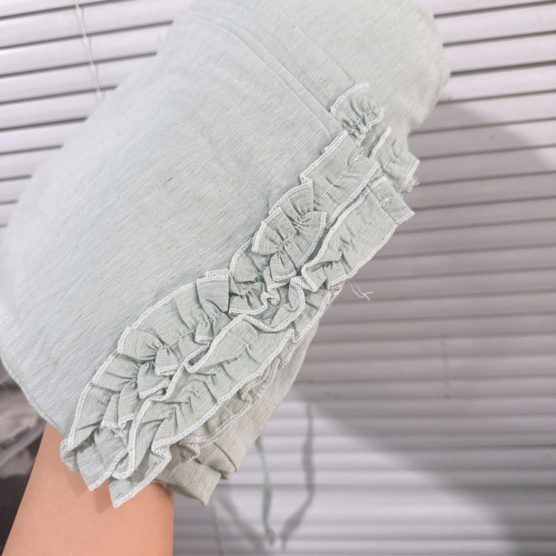 SET ĐŨI TƠ SÁT NÁCH VIỀN BÈO QUẦN ỐNG RỘNG