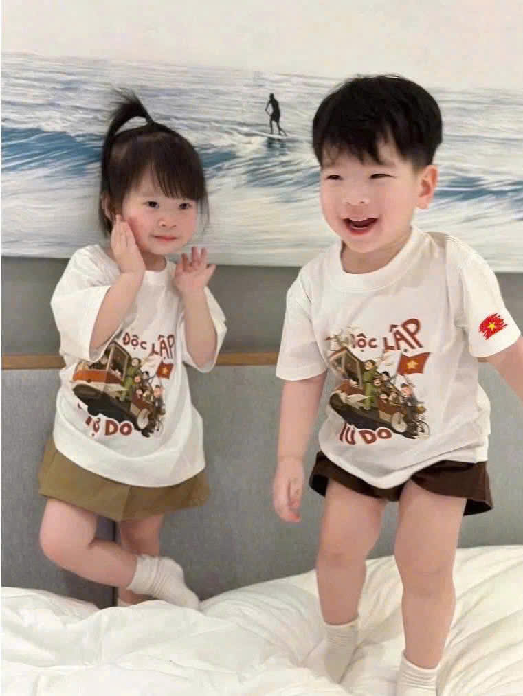SET ÁO PHÔNG GIA ĐÌNH ĐỘC LẬP TỰ DO CHO BÉ