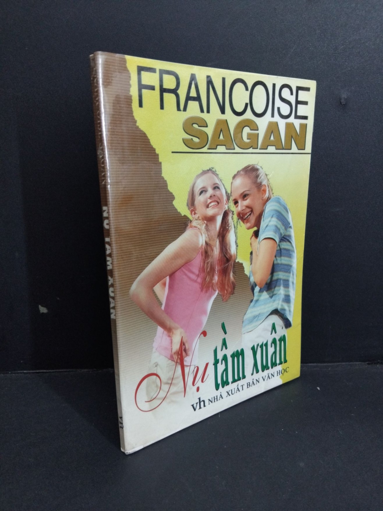 [Phiên Chợ Sách Cũ] Nụ Tầm Xuân - Francoise Sagan 0812