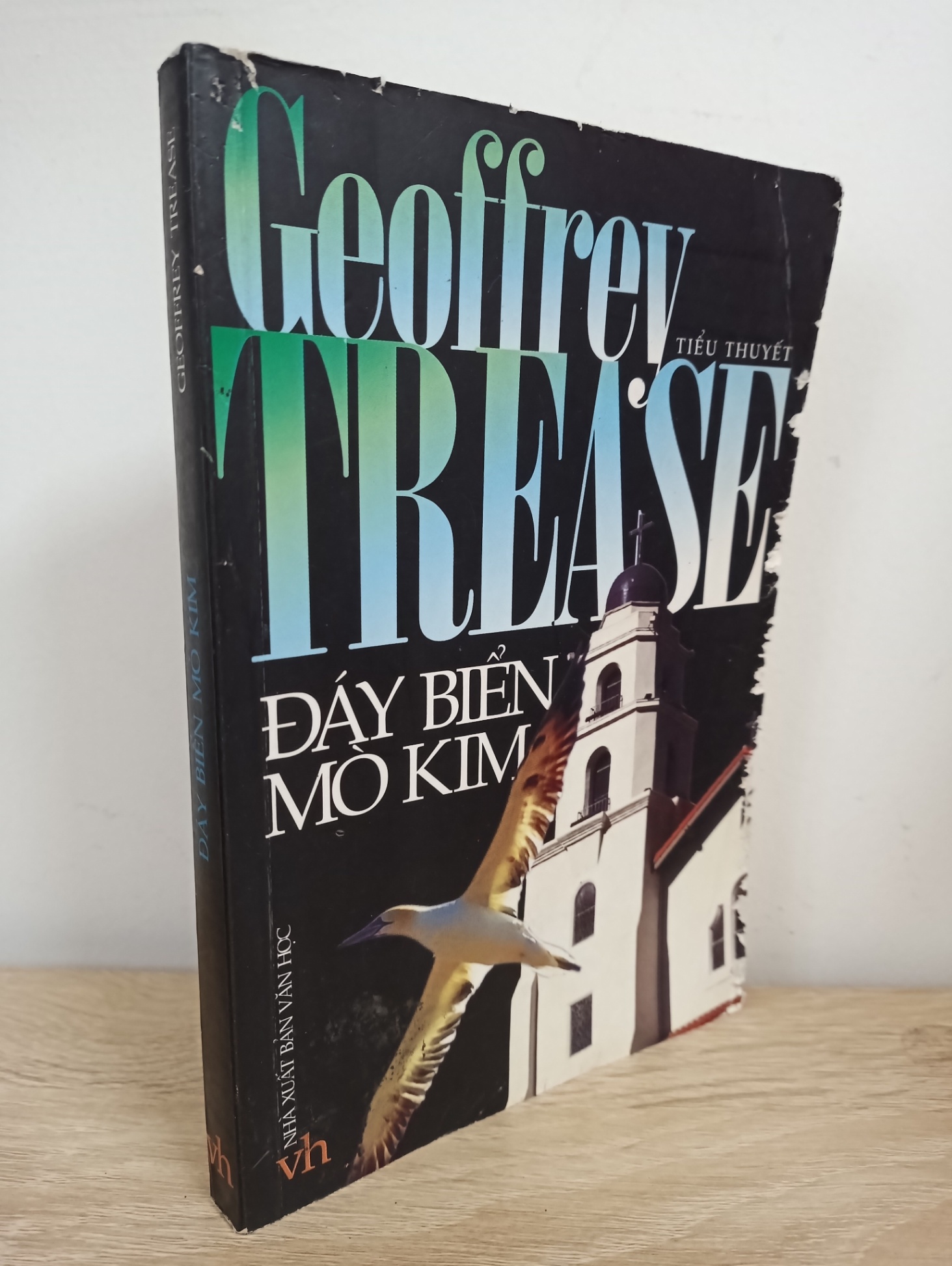 [Phiên Chợ Sách Cũ] Đáy Biển Mò Kim - Geoffrey Trease