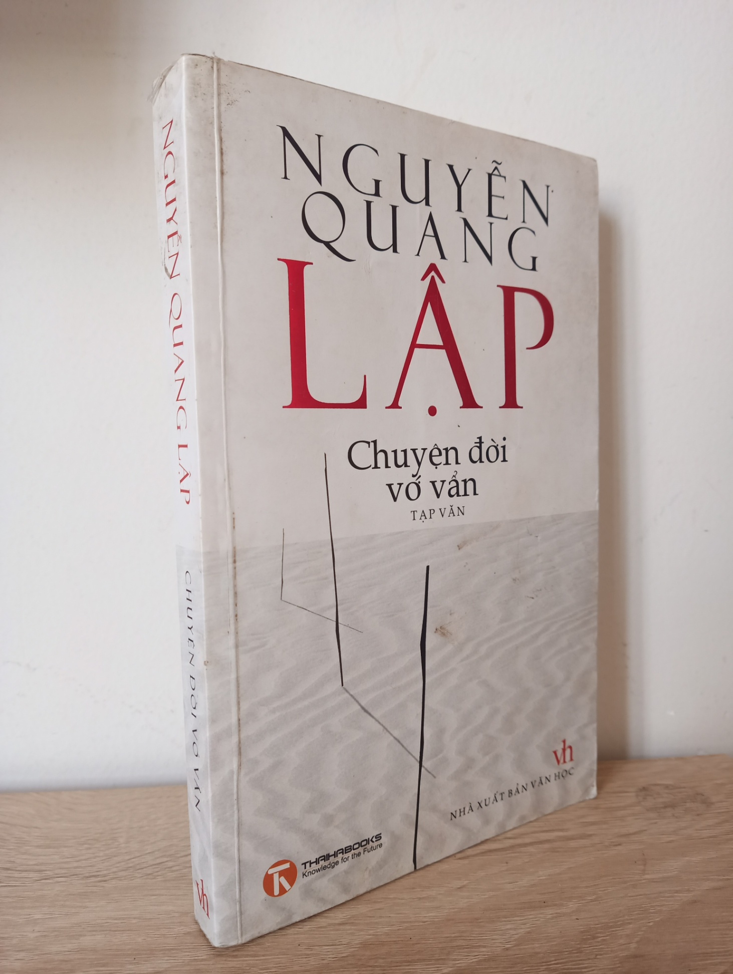 [Phiên Chợ Sách Cũ] Chuyện Đời Vớ Vẩn - Nguyễn Quang Lập 2012