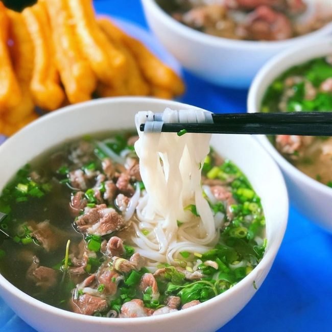 Bánh Phở Tươi - Sợi Lớn Chất Lượng Hàng Đầu, Đảm Bảo Vệ Sinh An Toàn Thực Phẩm