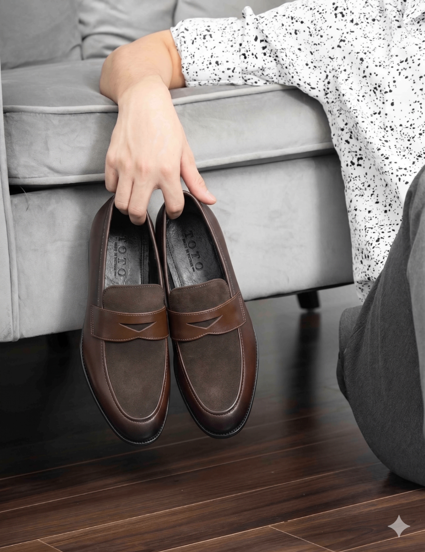 Toro-Loafer-M749-3.png?v=1779351038