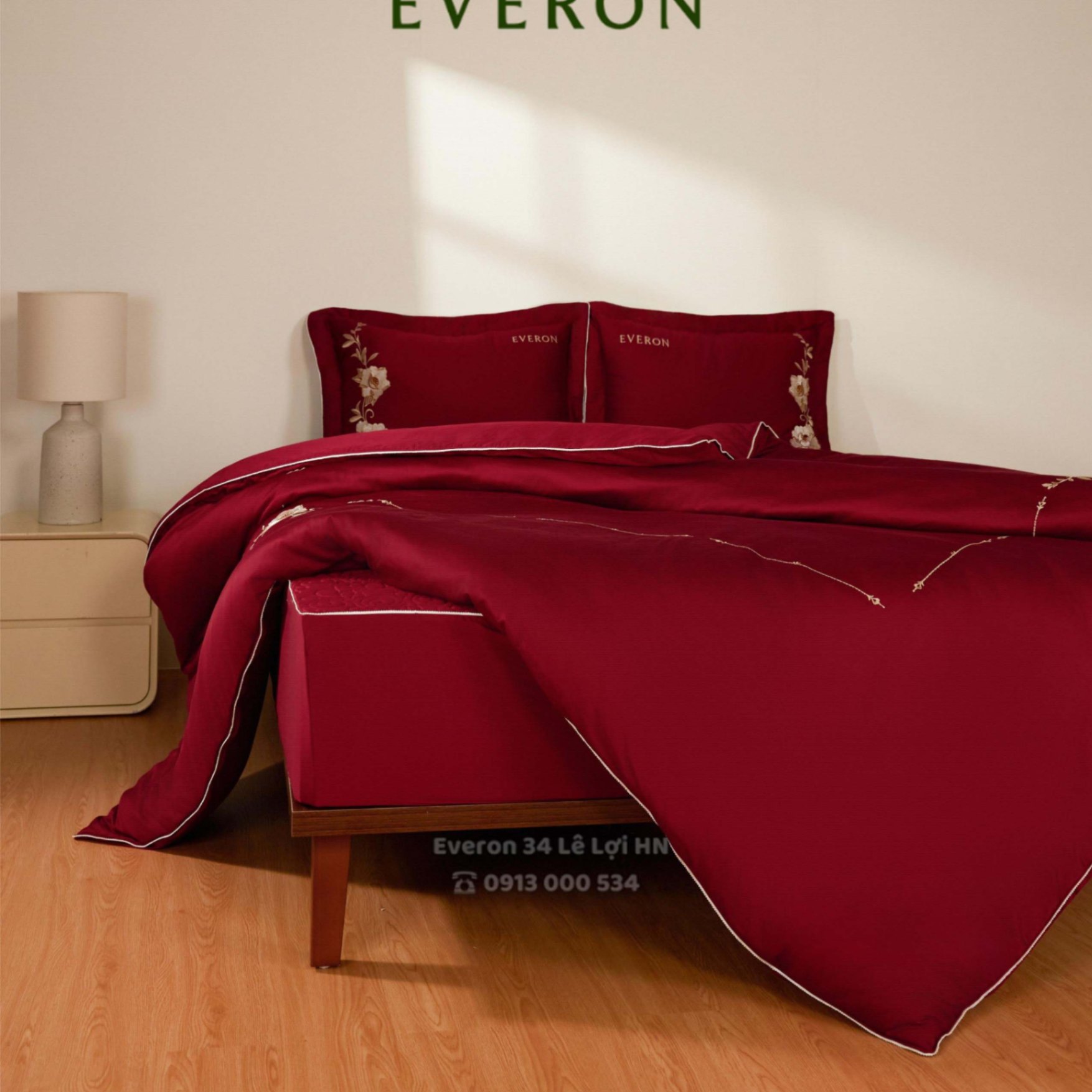 Bộ chăn ga gối EVERON ESTC 26007 Cẩm chướng đỏ thêu sang trọng vải Tencel Blend