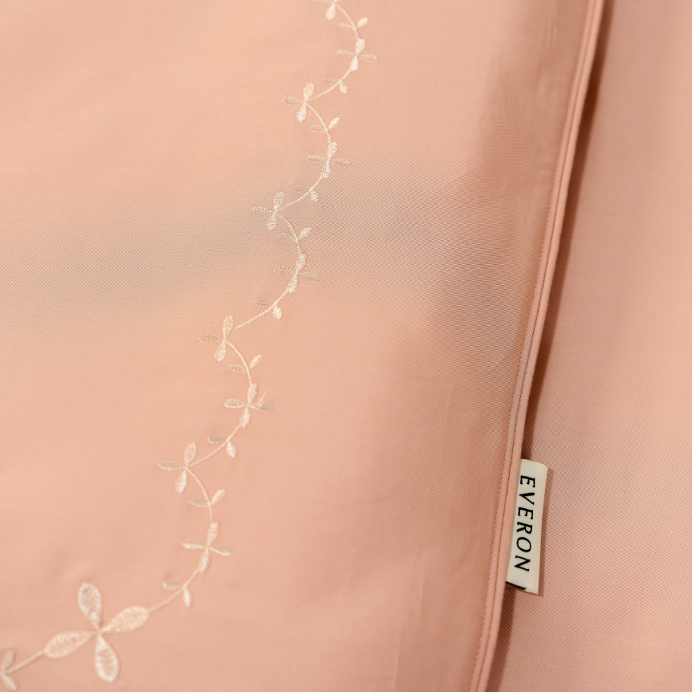 07_Blush_ESMOC27008_02.jpg
