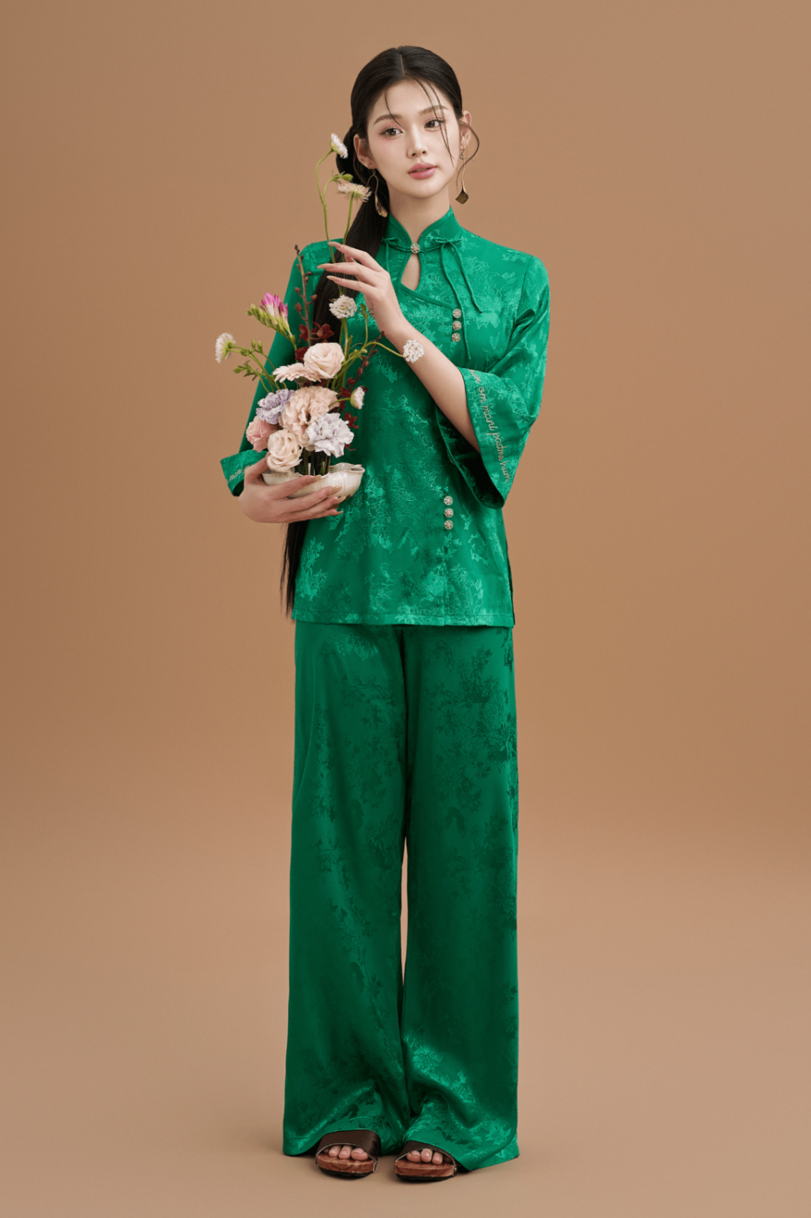 Pháp phục cao cấp Thanh Y